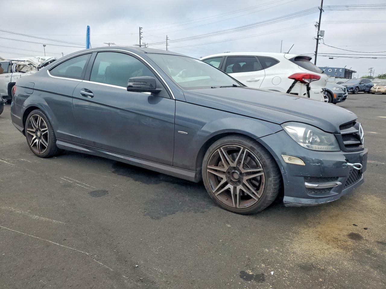 2014 Mercedes-benz C 250 Gray vin: WDDGJ4HB8EG288850