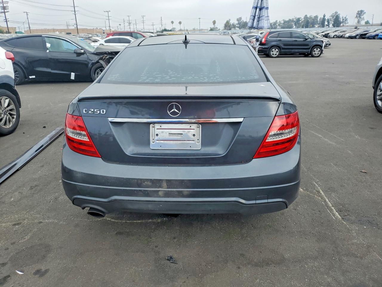 2014 Mercedes-benz C 250 Gray vin: WDDGJ4HB8EG288850