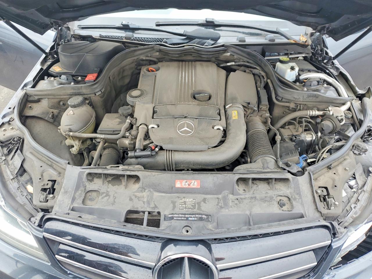 2014 Mercedes-benz C 250 Gray vin: WDDGJ4HB8EG288850