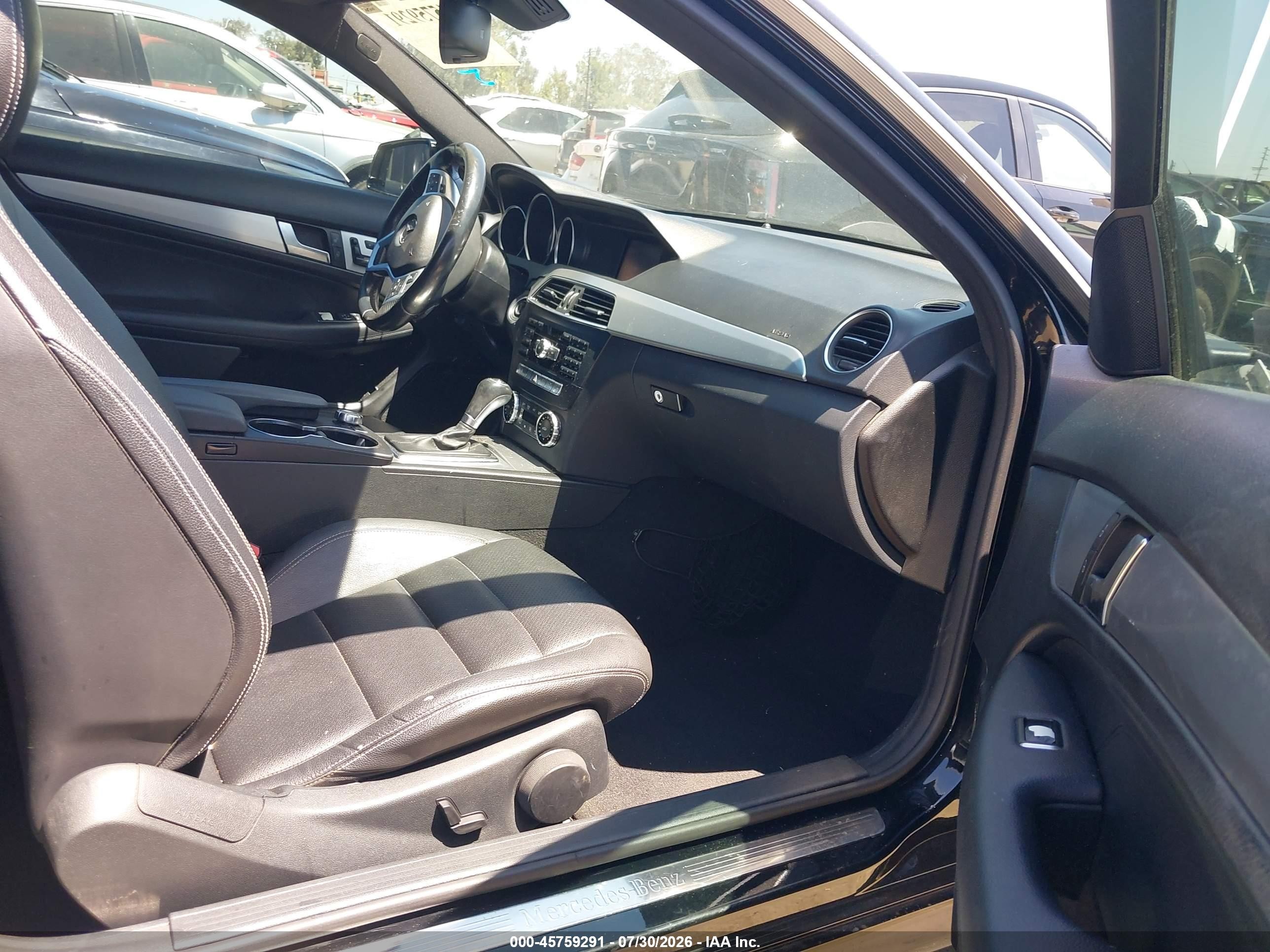 2015 Mercedes-benz C 250   Black vin: WDDGJ4HB8FG436402