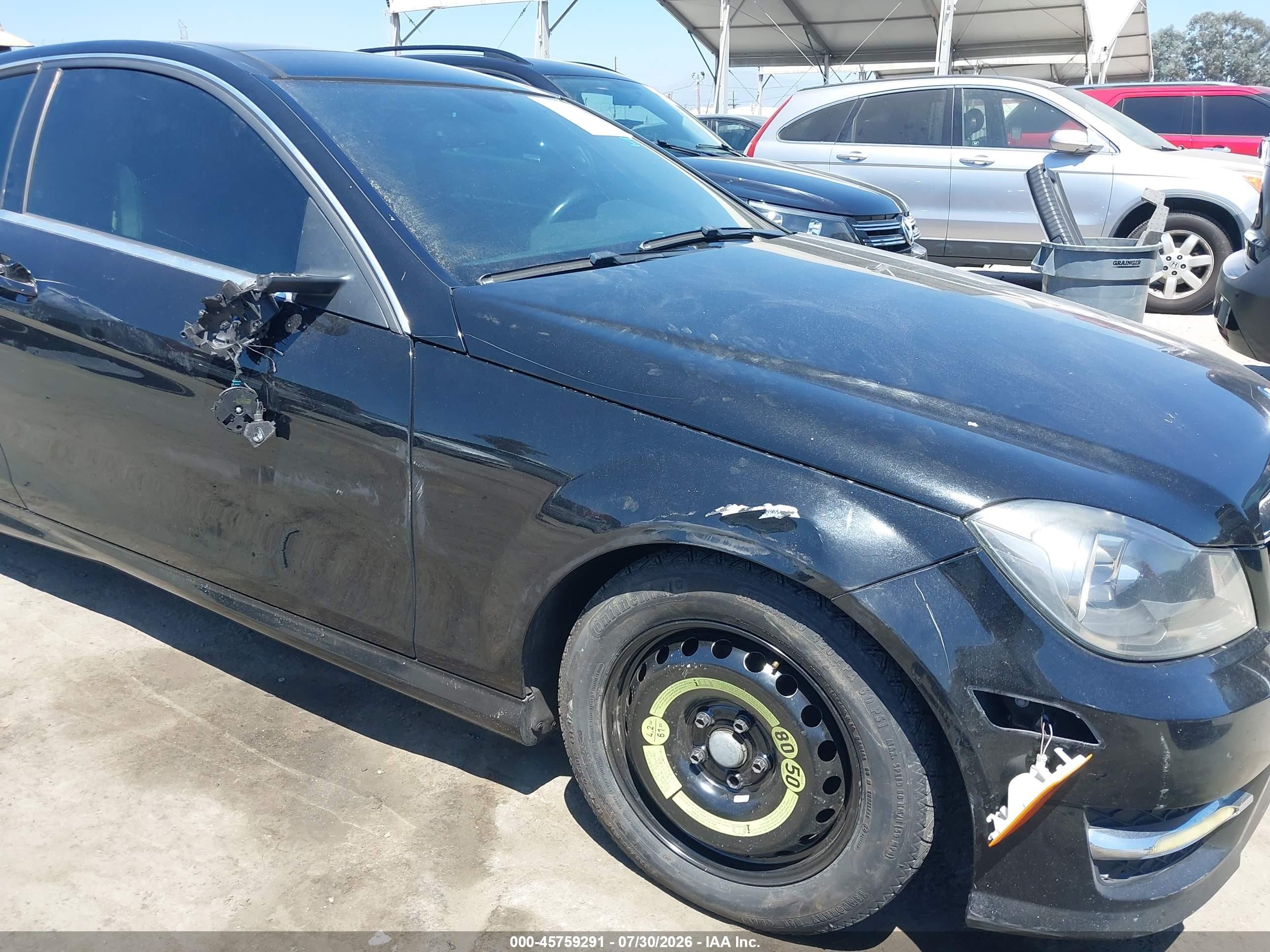 2015 Mercedes-benz C 250   Black vin: WDDGJ4HB8FG436402