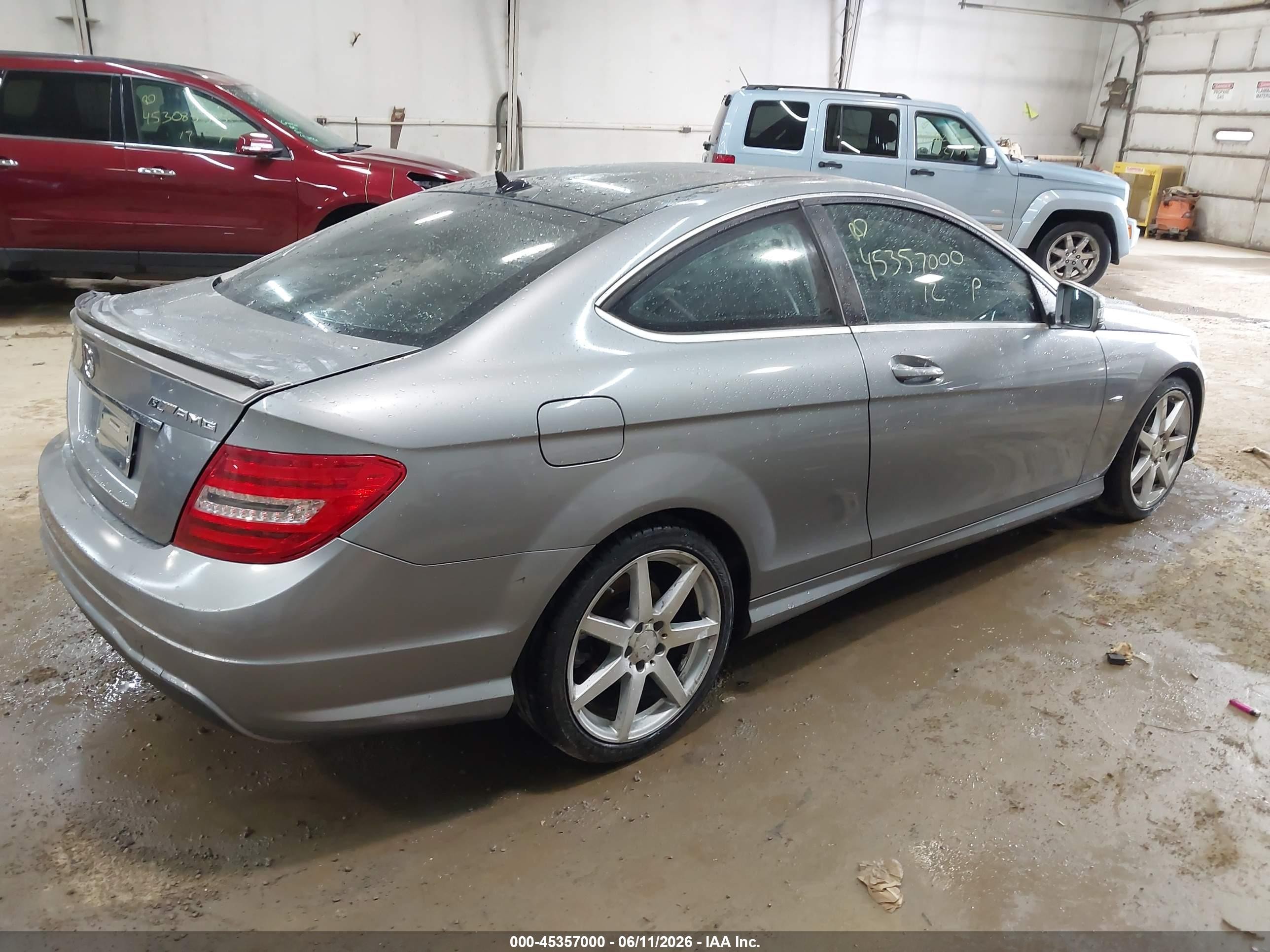 2012 Mercedes-benz C 250   Silver vin: WDDGJ4HB9CF826751