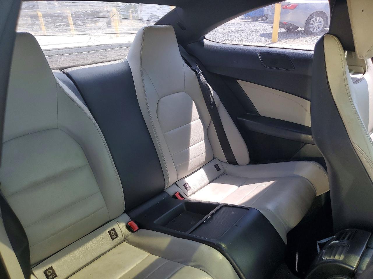 2013 Mercedes-benz C 250 Gray vin: WDDGJ4HB9DG060046