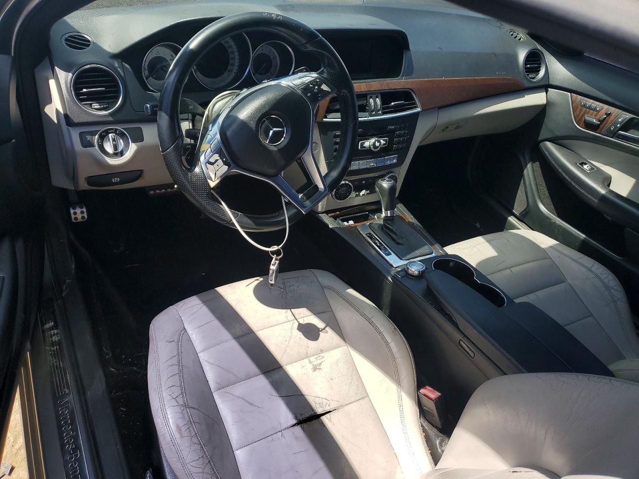 2013 Mercedes-benz C 250 Gray vin: WDDGJ4HB9DG060046