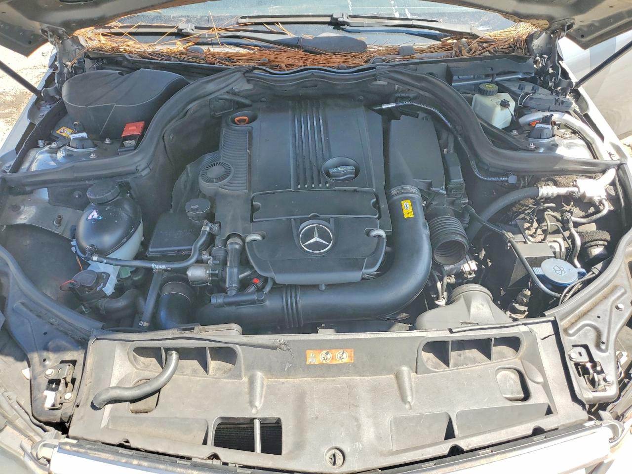 2013 Mercedes-benz C 250 Gray vin: WDDGJ4HB9DG060046