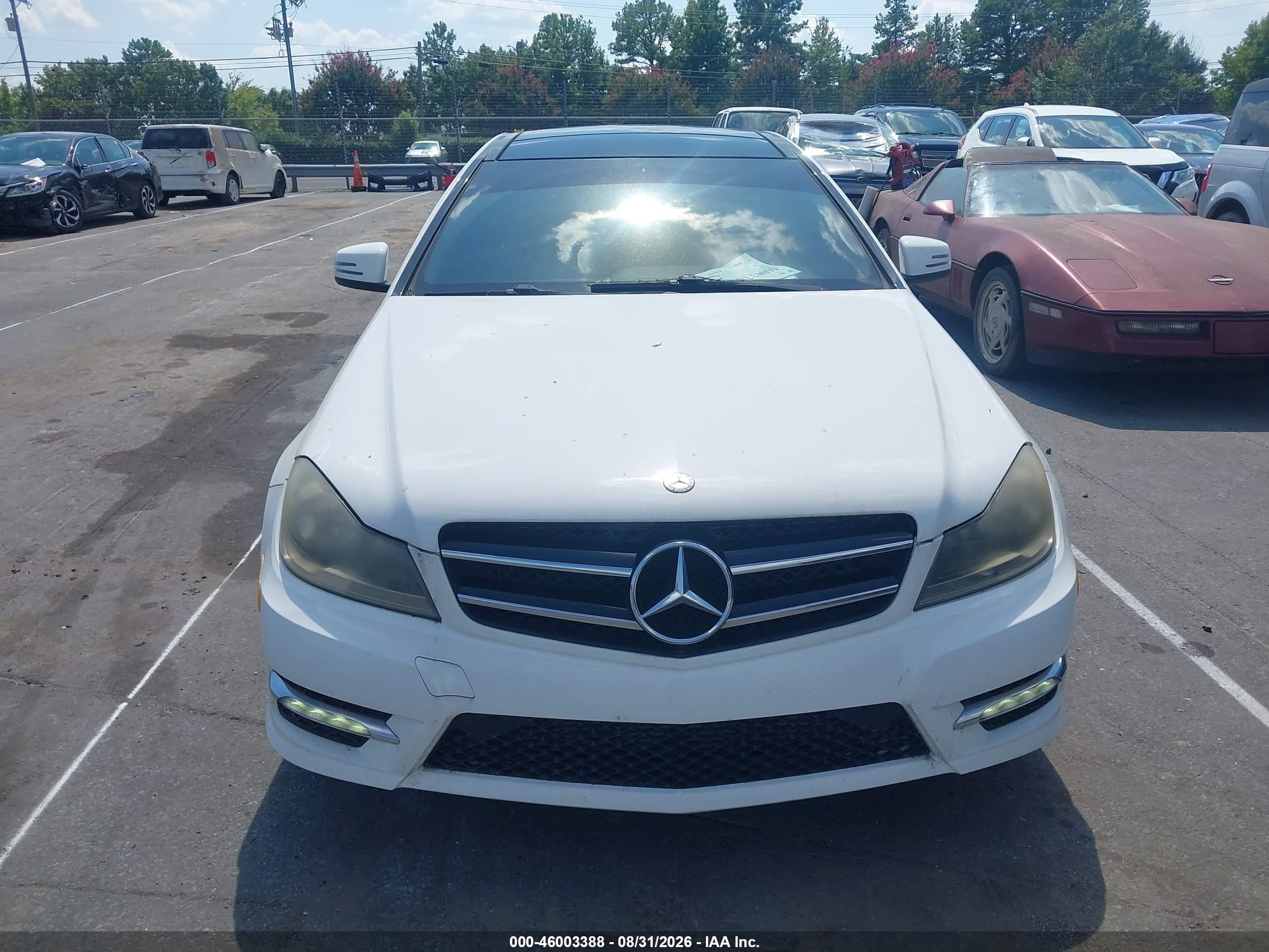 2014 Mercedes-benz C 250   White vin: WDDGJ4HB9EG295628