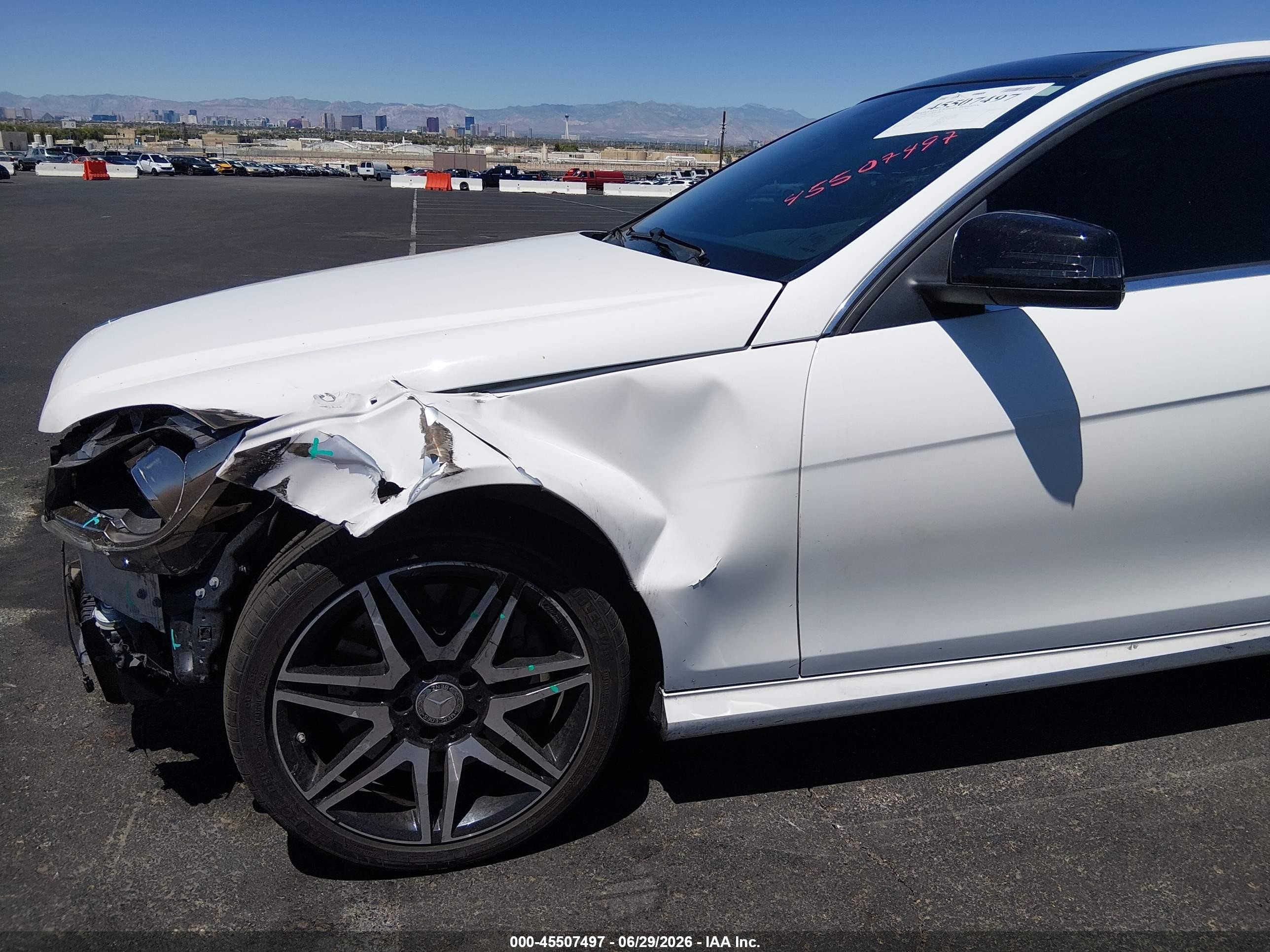 2015 Mercedes-benz C 250   White vin: WDDGJ4HB9FG405174