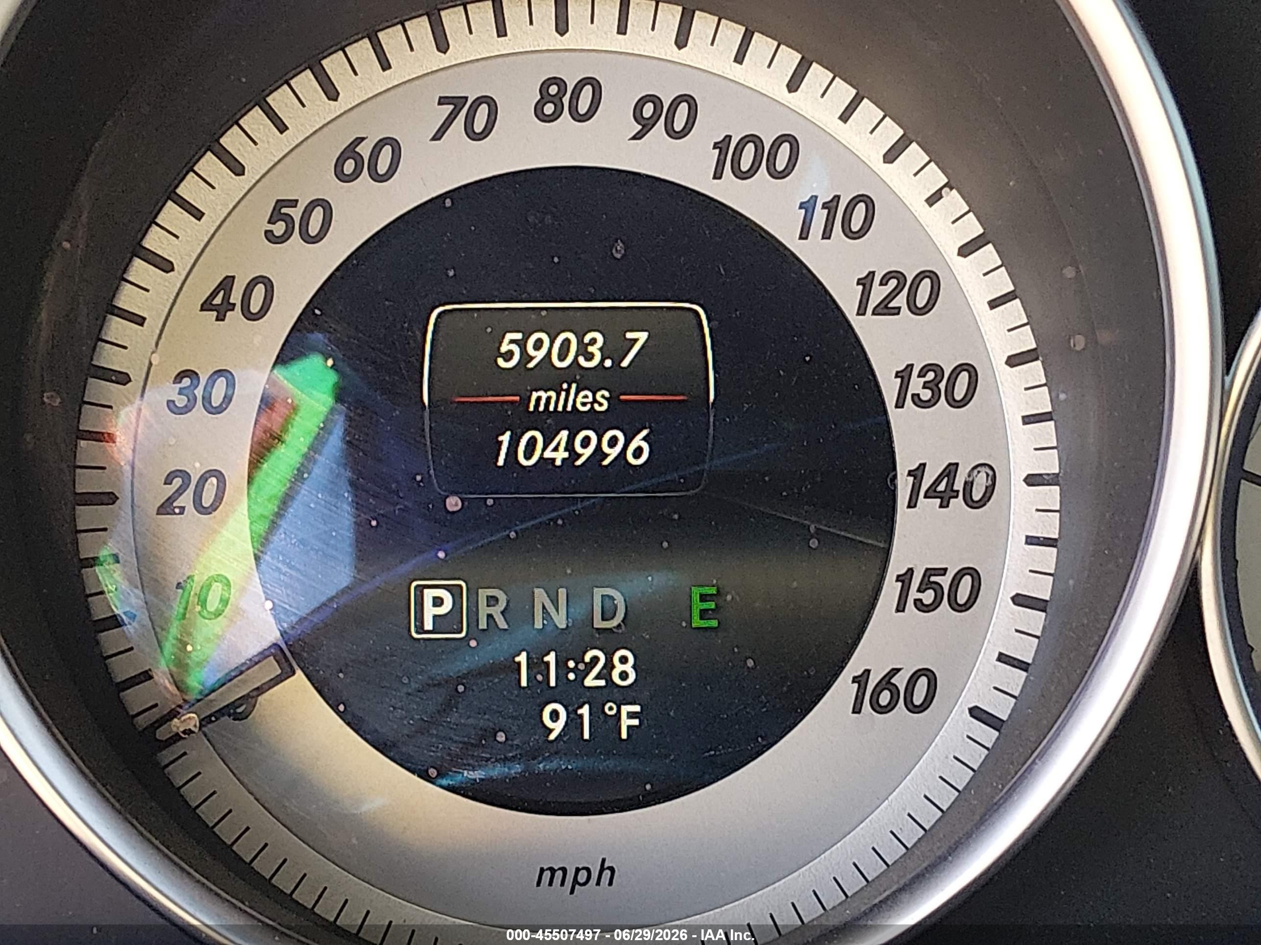 2015 Mercedes-benz C 250   White vin: WDDGJ4HB9FG405174