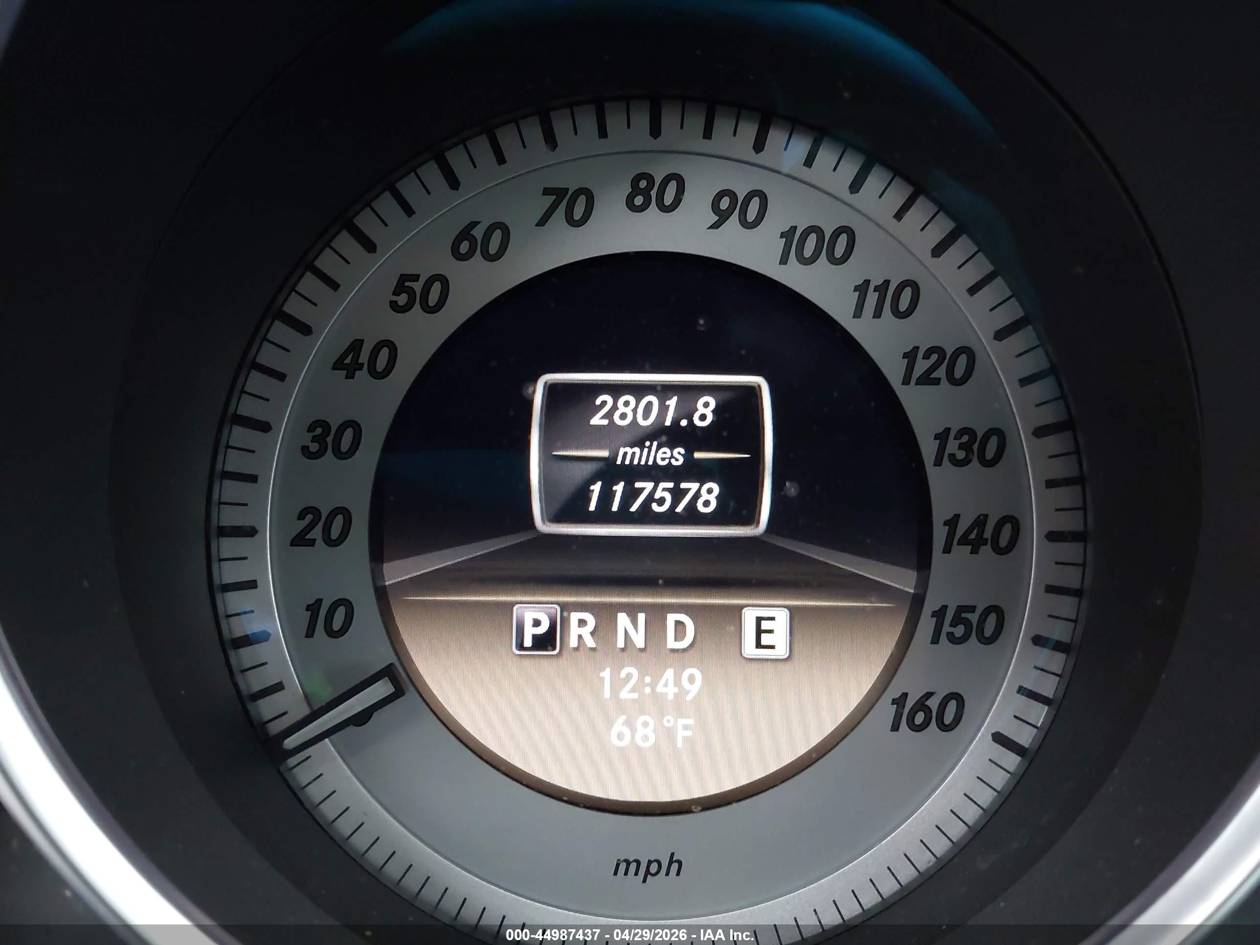 2012 Mercedes-benz C 250   Silver vin: WDDGJ4HBXCF817069