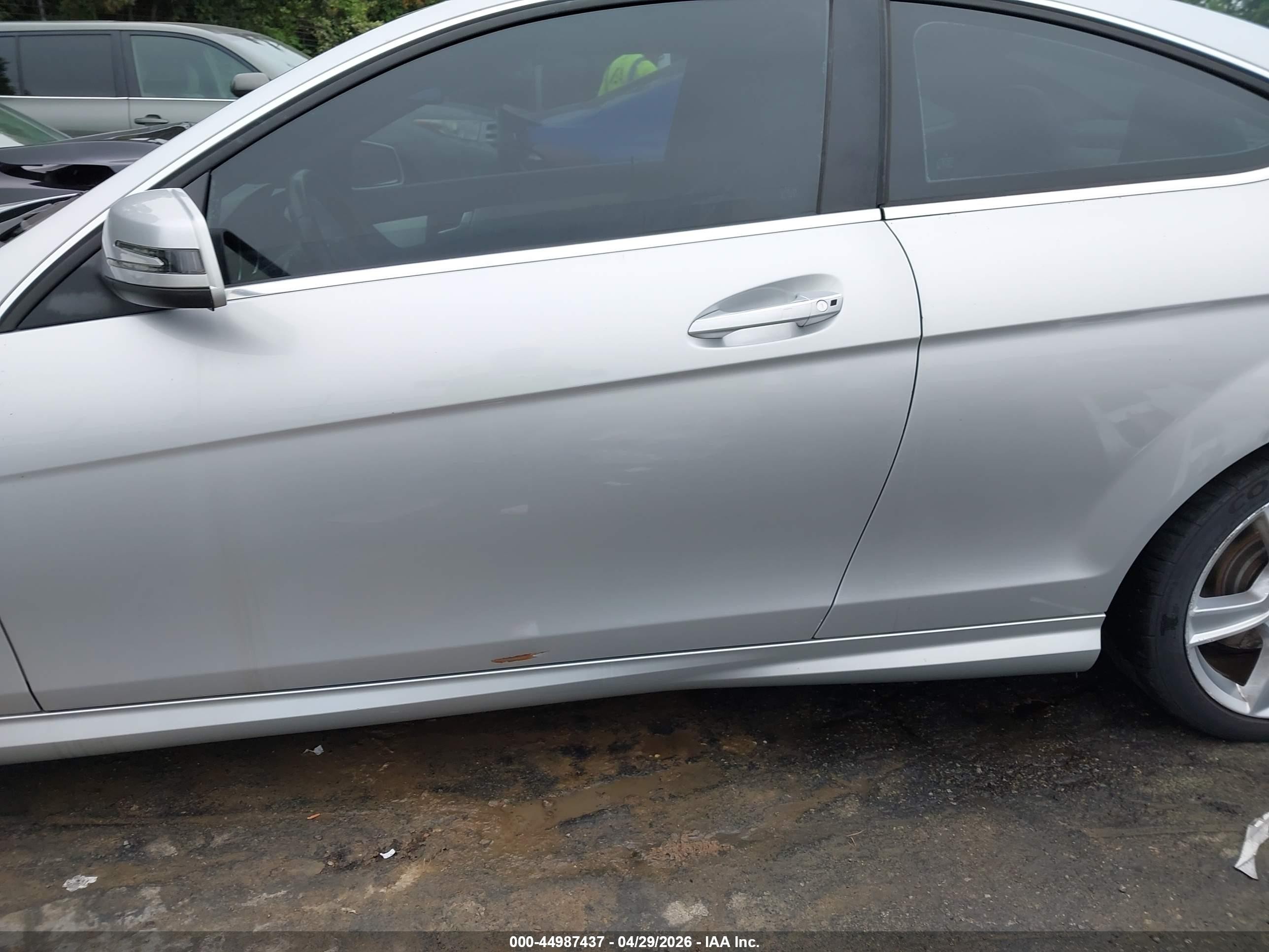 2012 Mercedes-benz C 250   Silver vin: WDDGJ4HBXCF817069