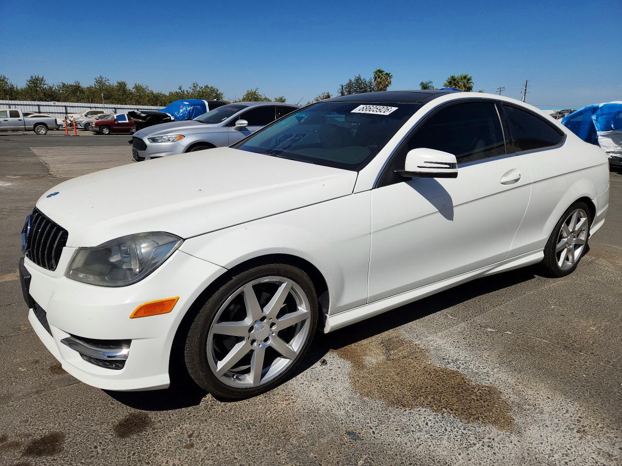 2013 Mercedes-benz C 250 White vin: WDDGJ4HBXDF949833