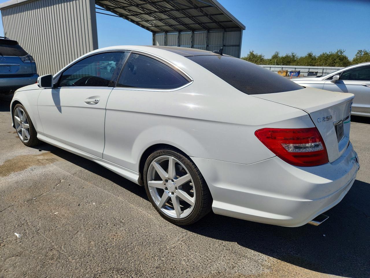 2013 Mercedes-benz C 250 White vin: WDDGJ4HBXDF949833