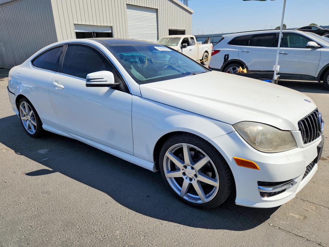2013 Mercedes-benz C 250 White vin: WDDGJ4HBXDF949833