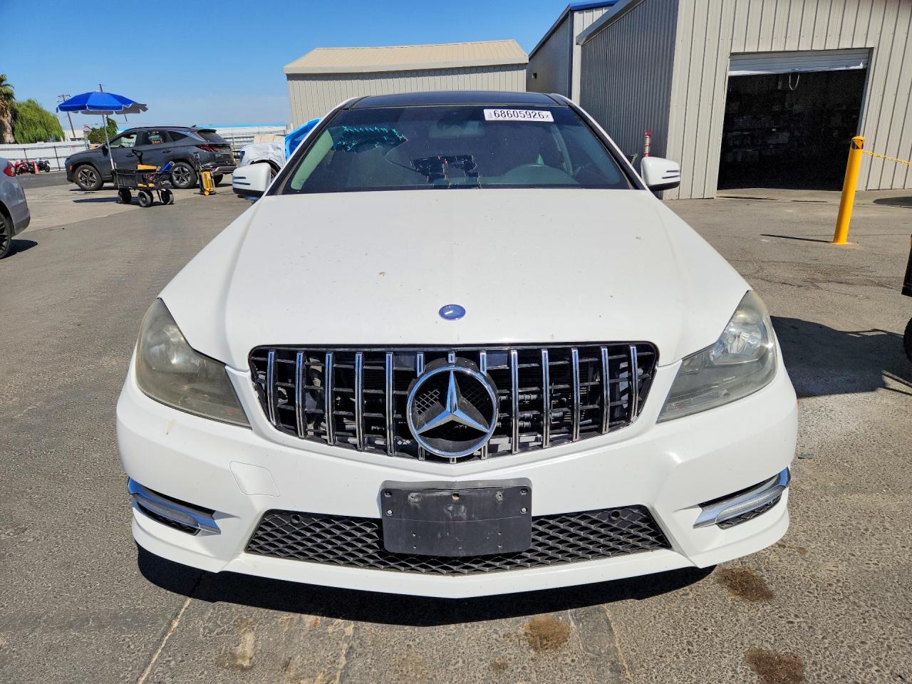 2013 Mercedes-benz C 250 White vin: WDDGJ4HBXDF949833