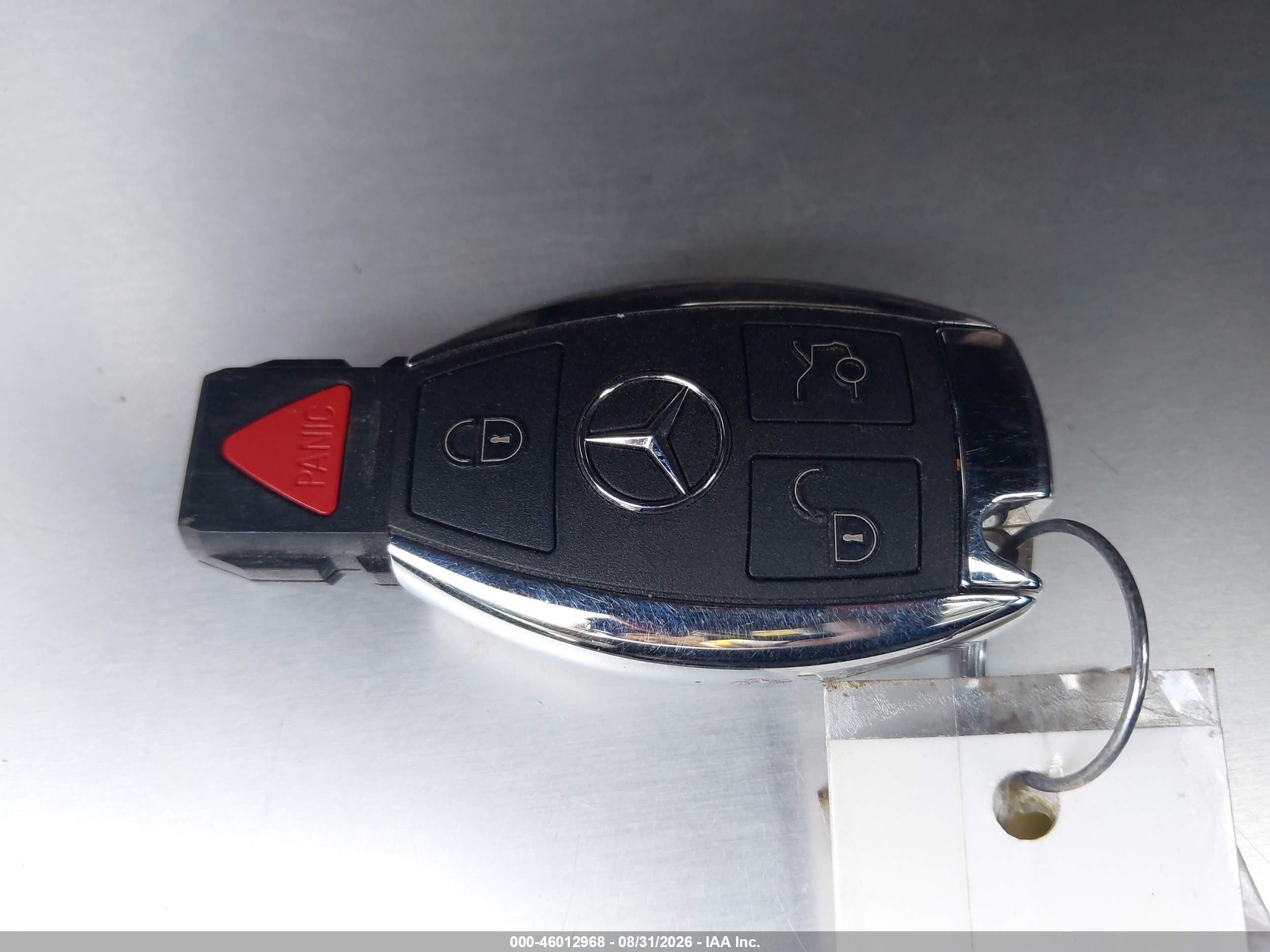 2013 Mercedes-benz C 250   Light Blue vin: WDDGJ4HBXDG017450