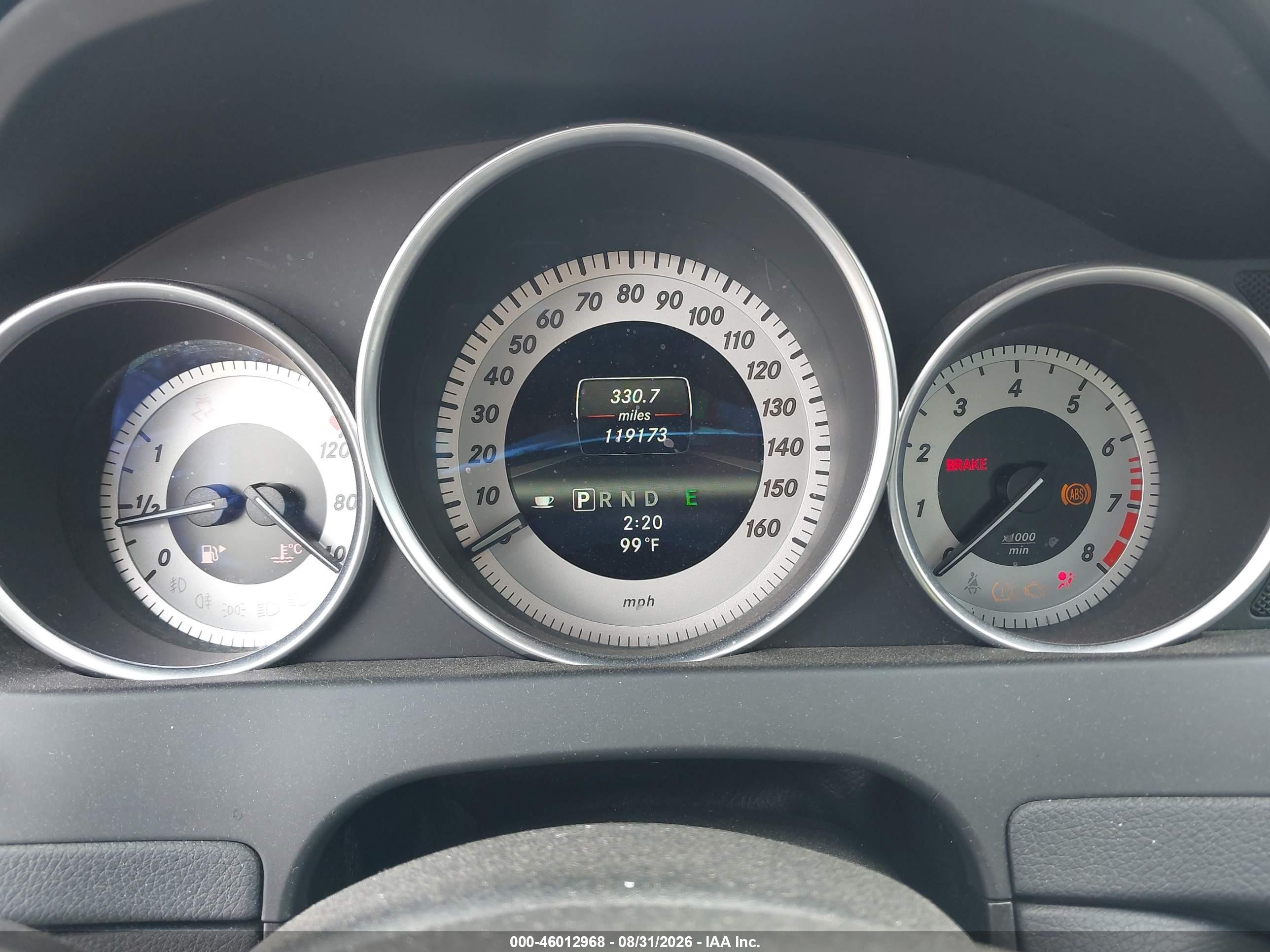 2013 Mercedes-benz C 250   Light Blue vin: WDDGJ4HBXDG017450