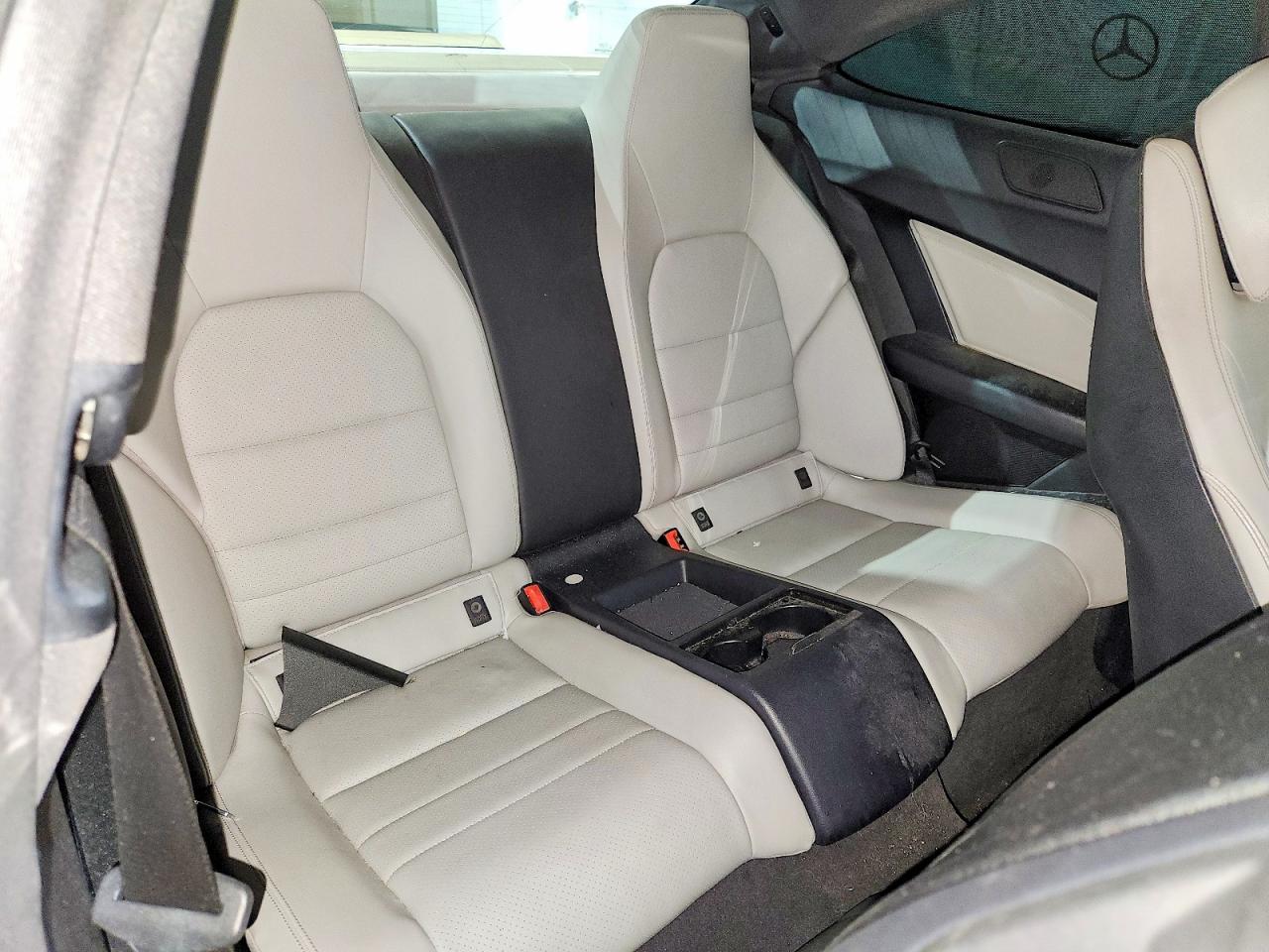 2013 Mercedes-benz C 250 Серый vin: WDDGJ4HBXDG029081