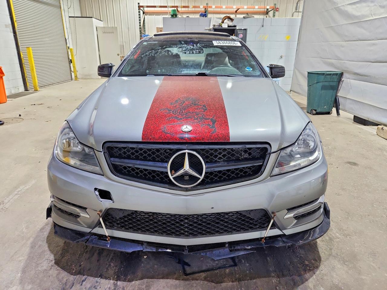 2013 Mercedes-benz C 250 Серый vin: WDDGJ4HBXDG029081