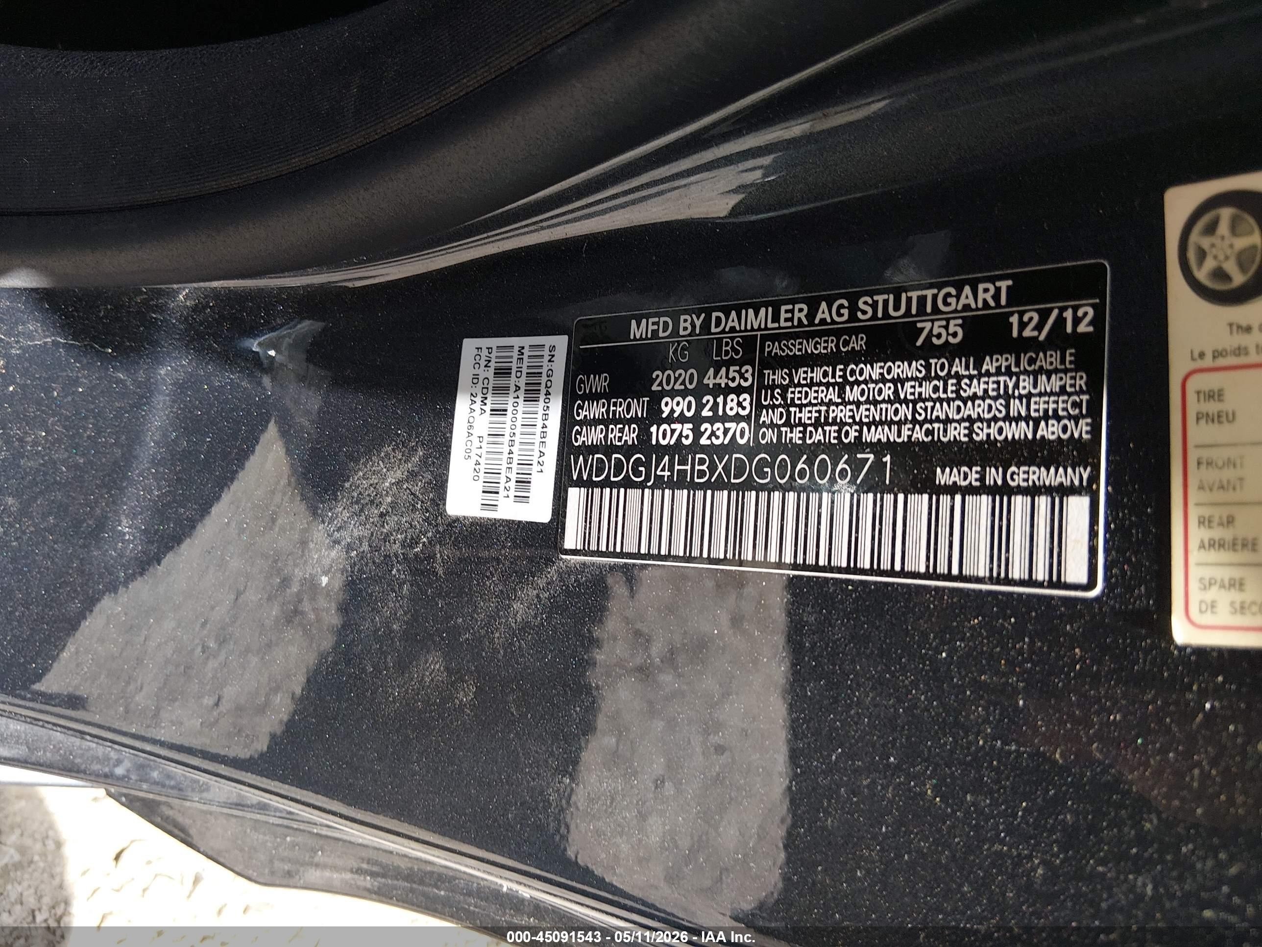2013 Mercedes-benz C 250   Blue vin: WDDGJ4HBXDG060671