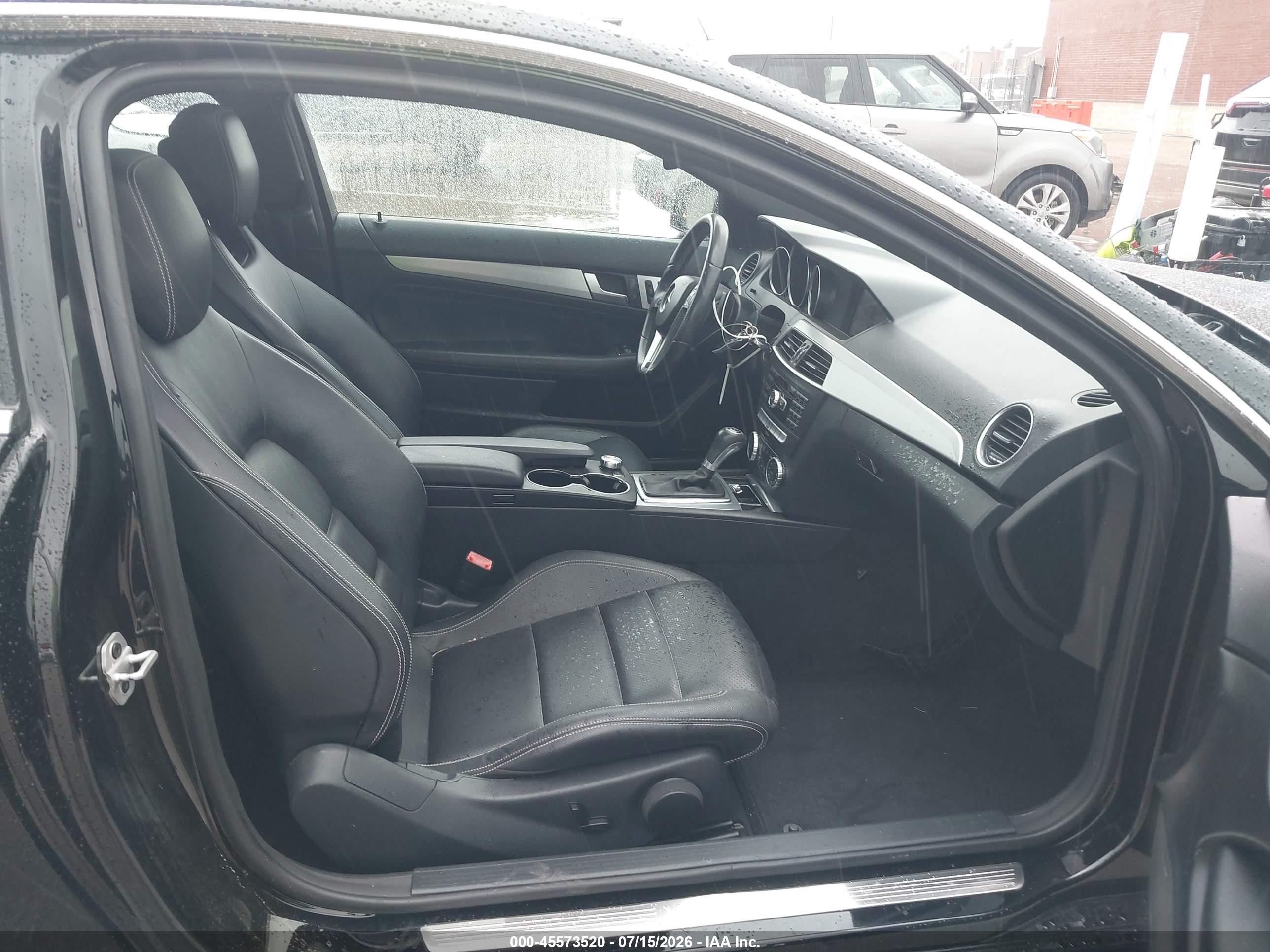 2015 Mercedes-benz C 250   Black vin: WDDGJ4HBXFG417821