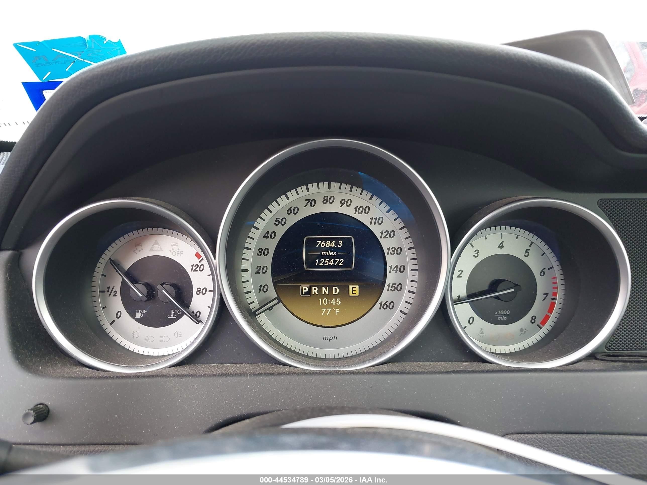 2012 Mercedes-benz C 350 Sport White vin: WDDGJ5HB1CF894550