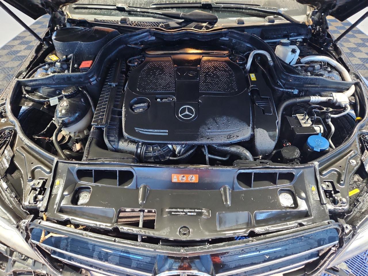 2015 Mercedes-benz C 350 Black vin: WDDGJ5HB2FG368622