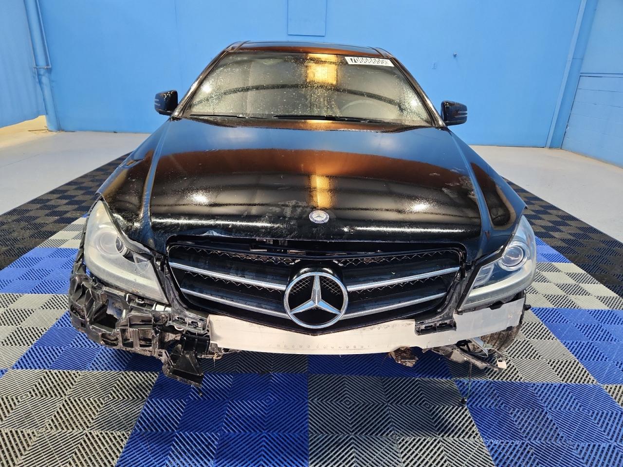 2015 Mercedes-benz C 350 Black vin: WDDGJ5HB2FG368622