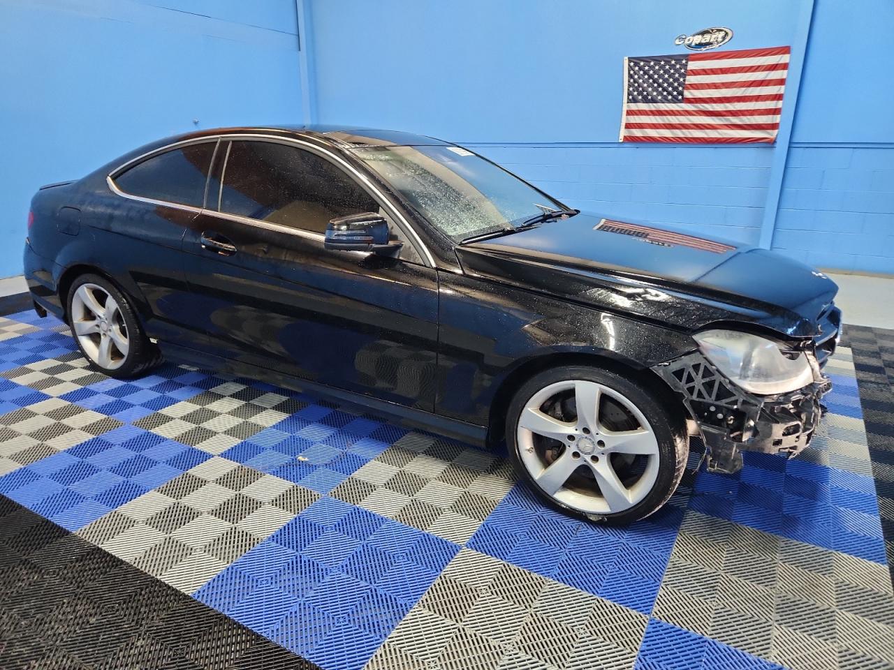 2015 Mercedes-benz C 350 Black vin: WDDGJ5HB2FG368622