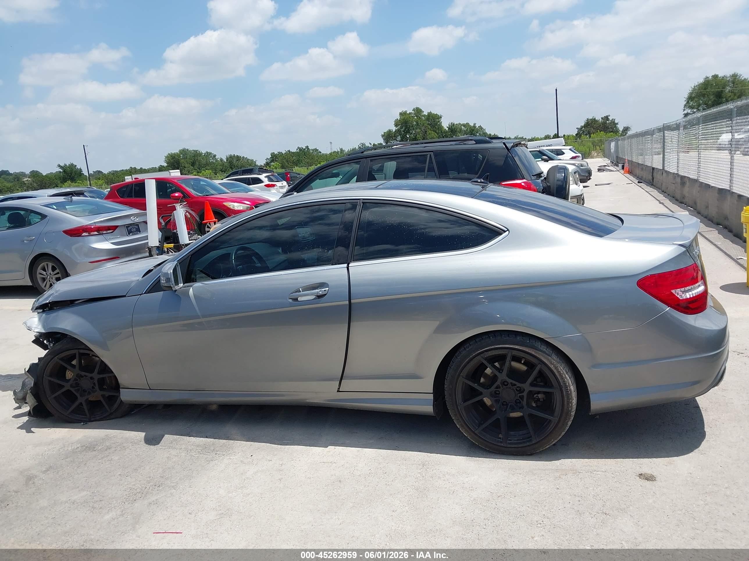 2014 Mercedes-benz C 350 Sport Gray vin: WDDGJ5HB4EG185060
