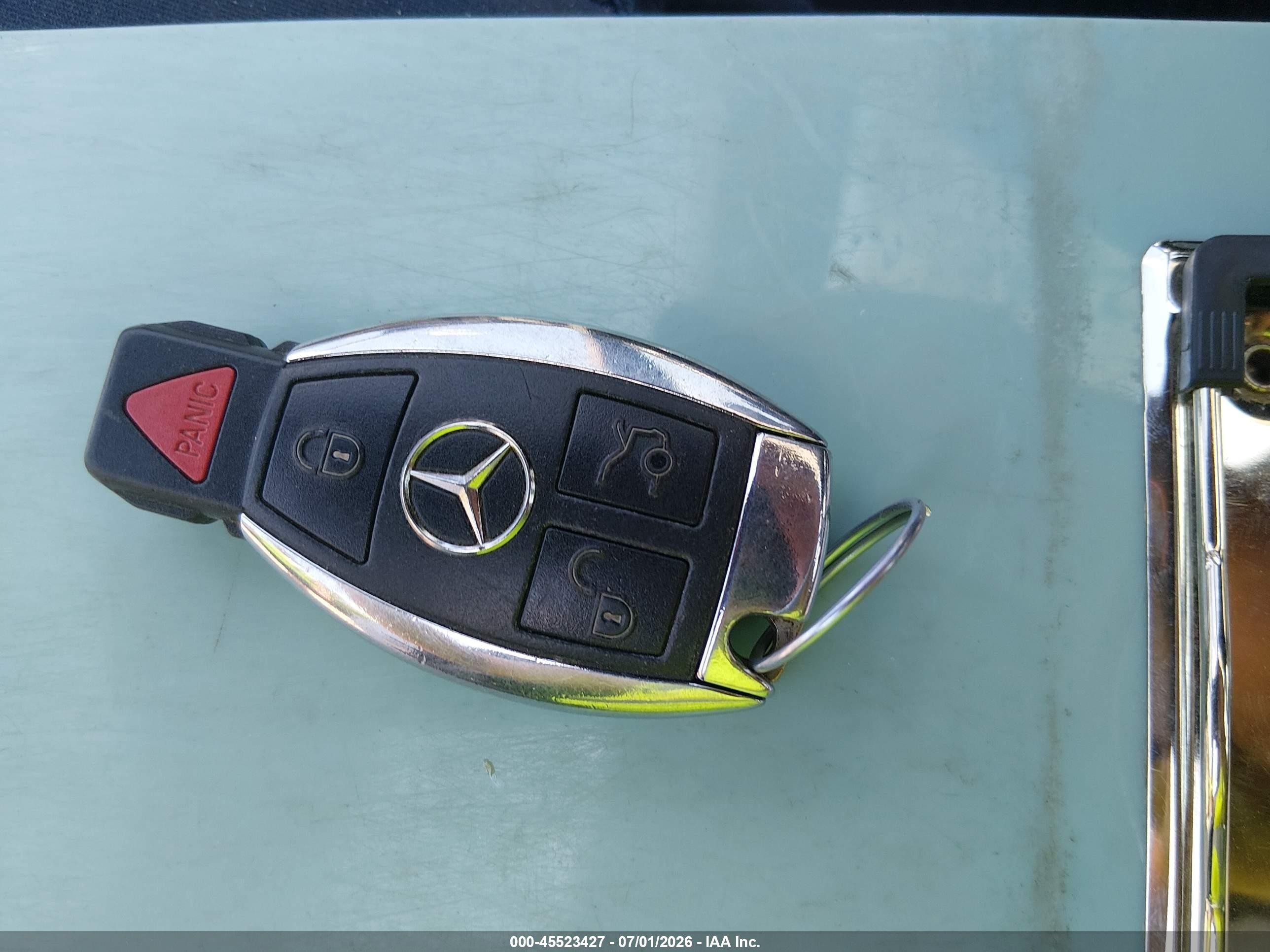 2012 Mercedes-benz C 350 Sport Silver vin: WDDGJ5HB5CF918154