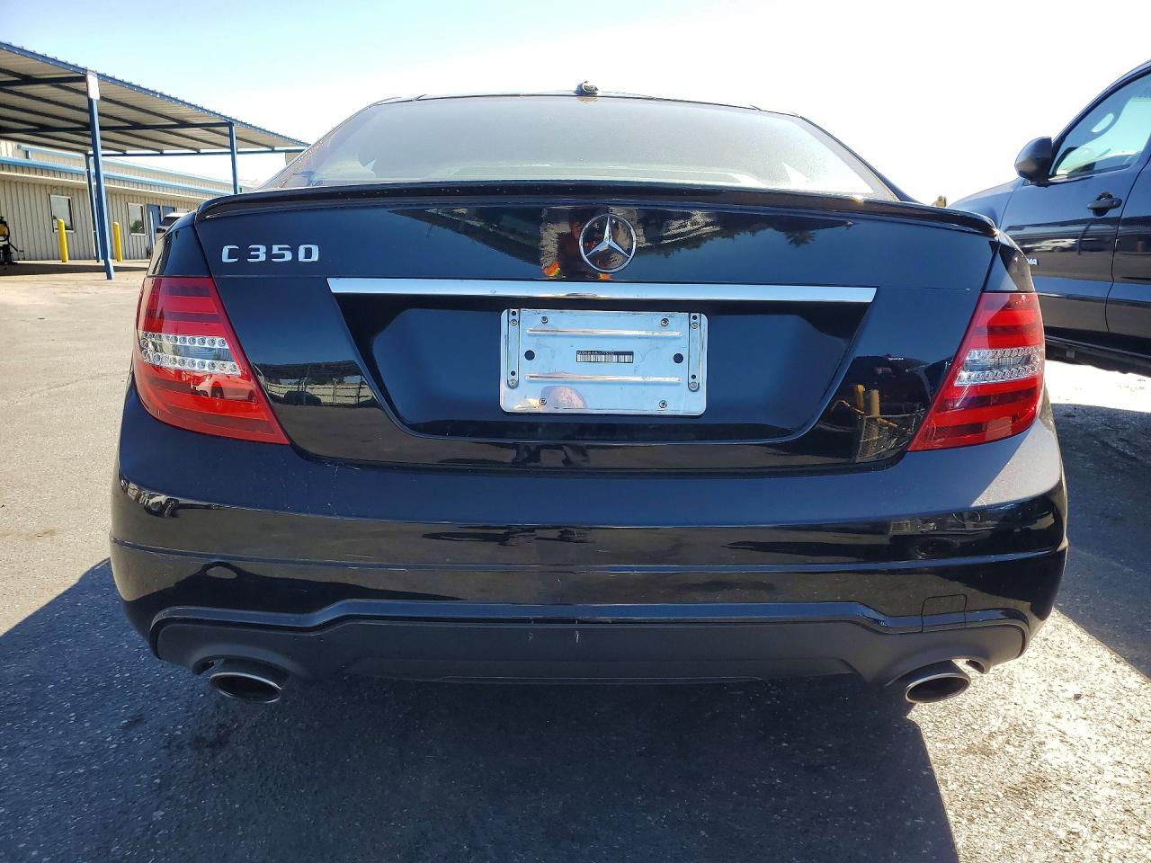 2012 Mercedes-benz C 350 Черный vin: WDDGJ5HB9CF775502