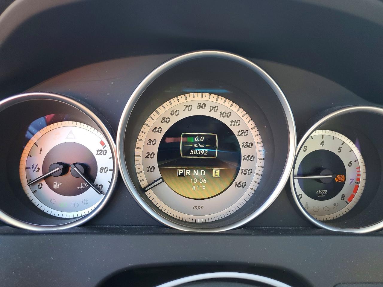 2012 Mercedes-benz C 350 Черный vin: WDDGJ5HB9CF775502
