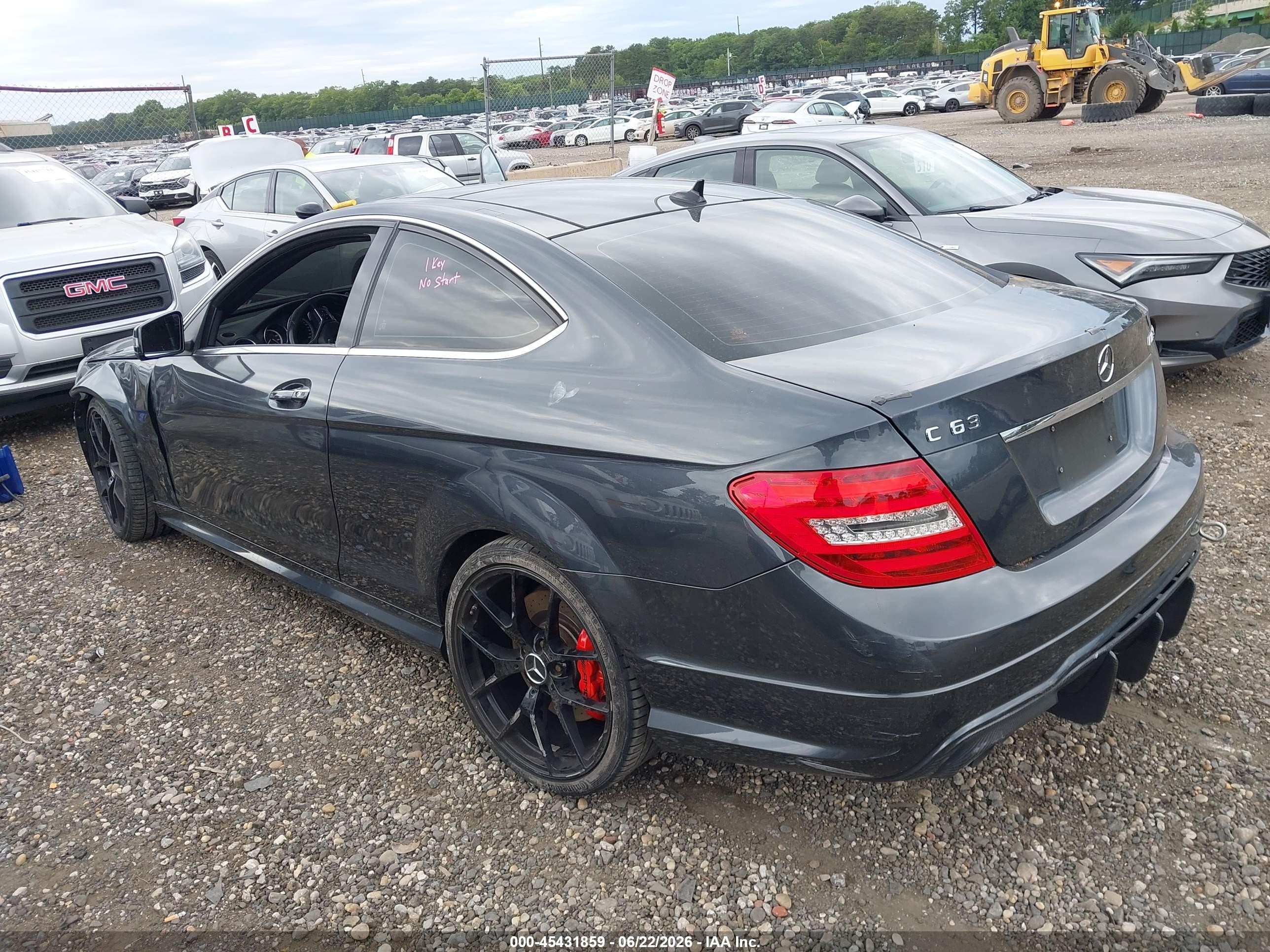 2014 Mercedes-benz C 63 Amg   Gray vin: WDDGJ7HB7EG171276