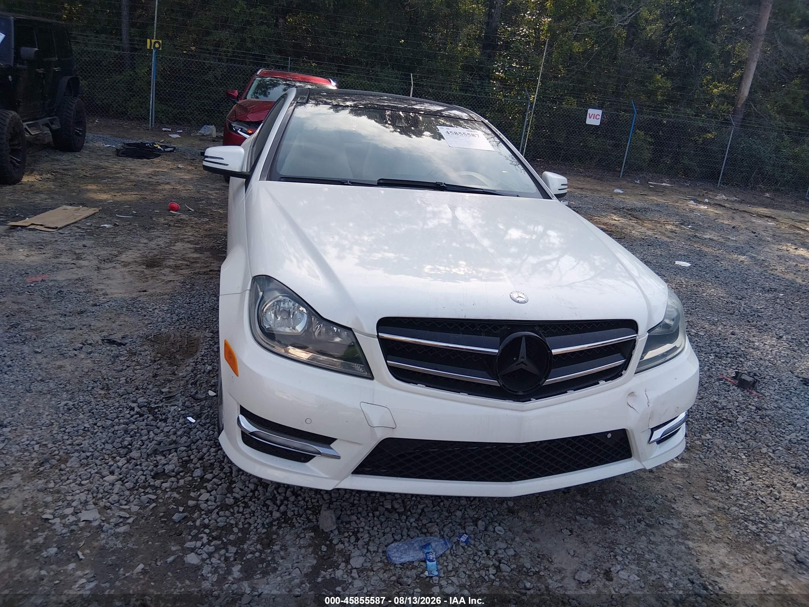 2012 Mercedes-benz C 350 Sport 4matic Белый vin: WDDGJ8JB1CF894883