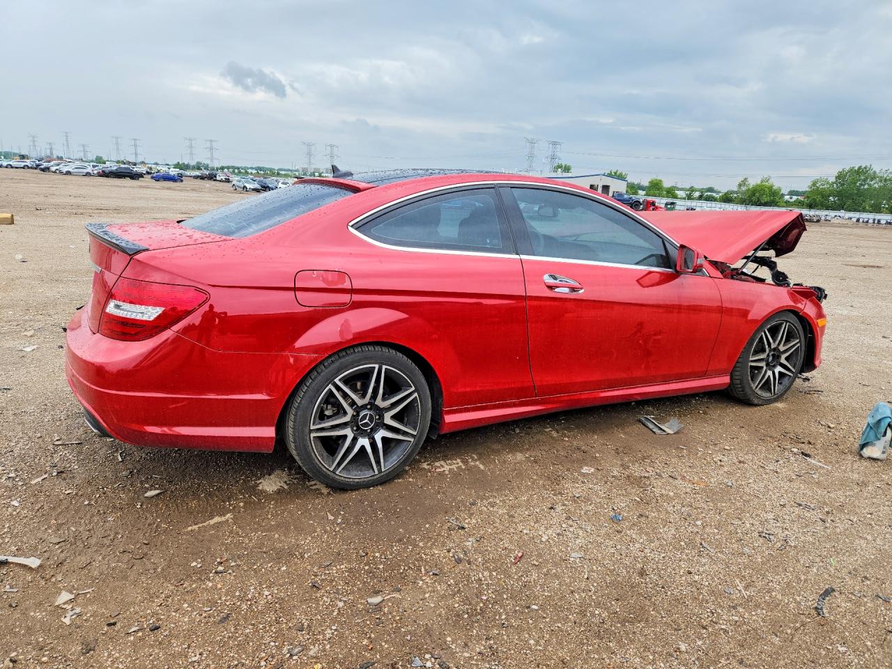 2013 Mercedes-benz C 350 4matic Red vin: WDDGJ8JB1DG034994