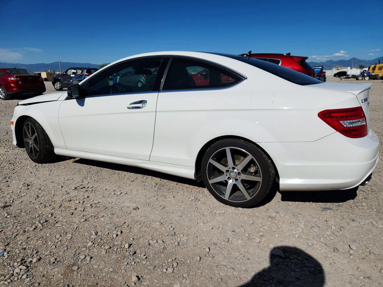 2015 Mercedes-benz C 350 4matic Белый vin: WDDGJ8JB2FG435635