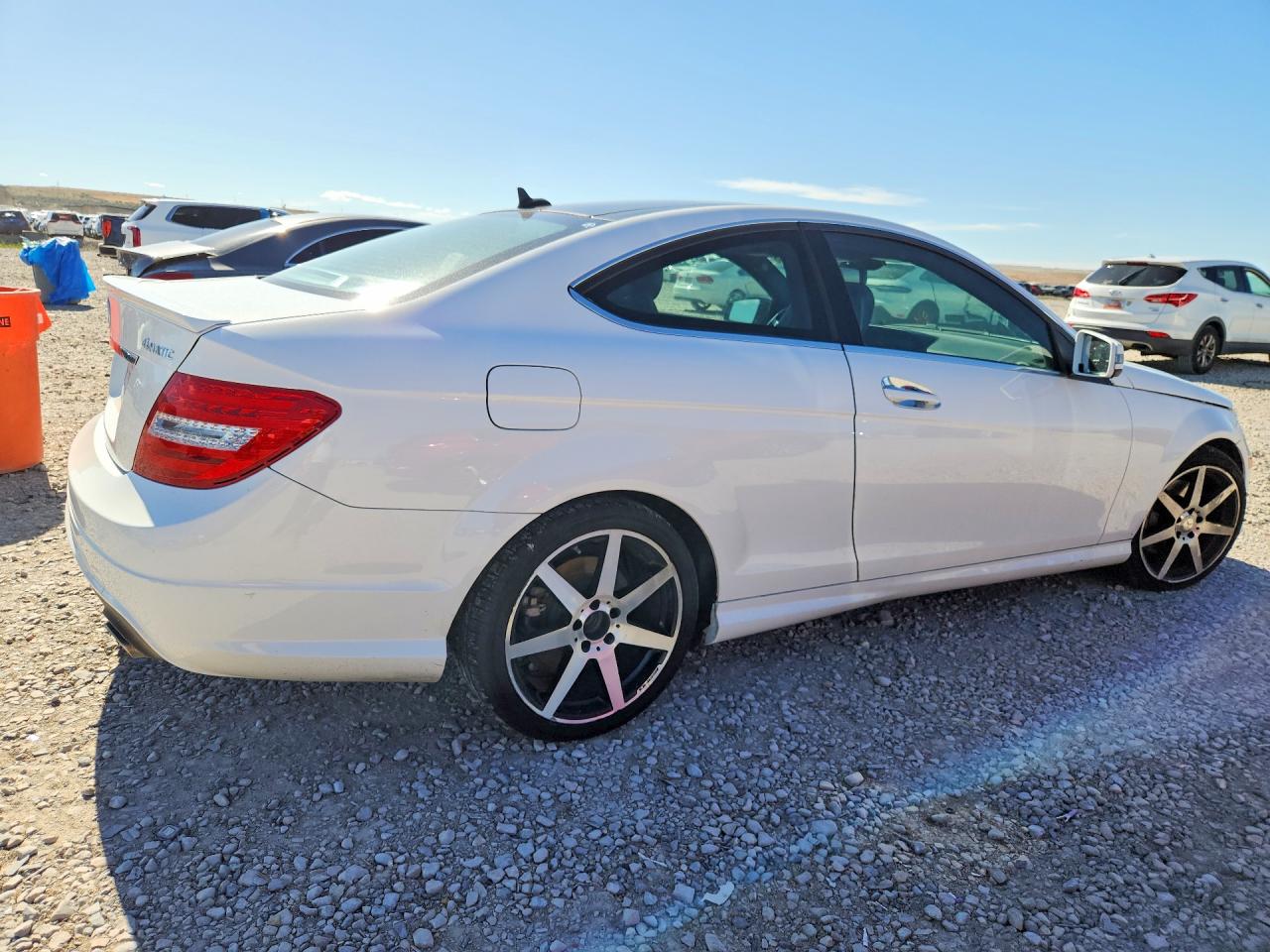 2015 Mercedes-benz C 350 4matic Белый vin: WDDGJ8JB2FG435635