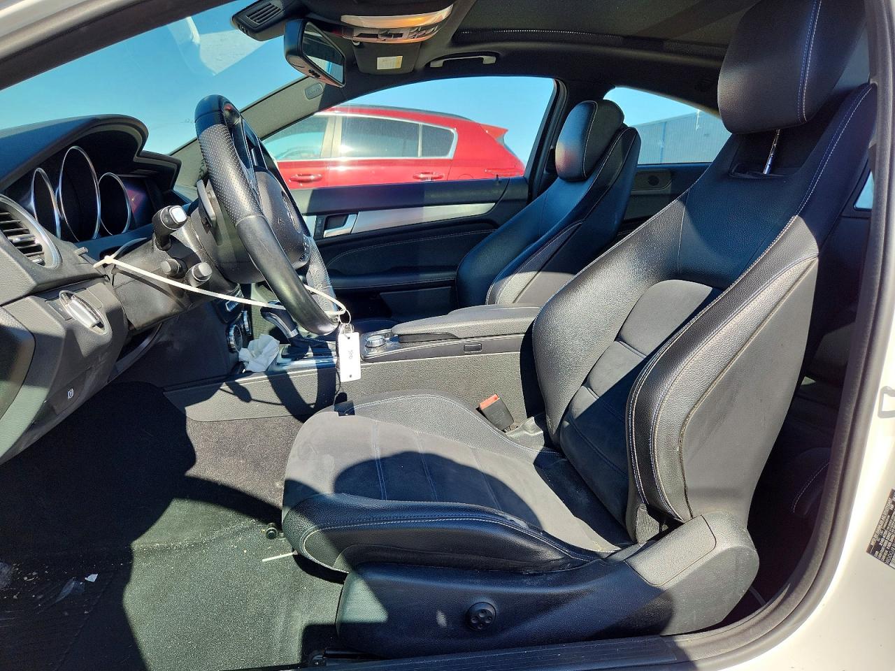 2015 Mercedes-benz C 350 4matic Белый vin: WDDGJ8JB2FG435635