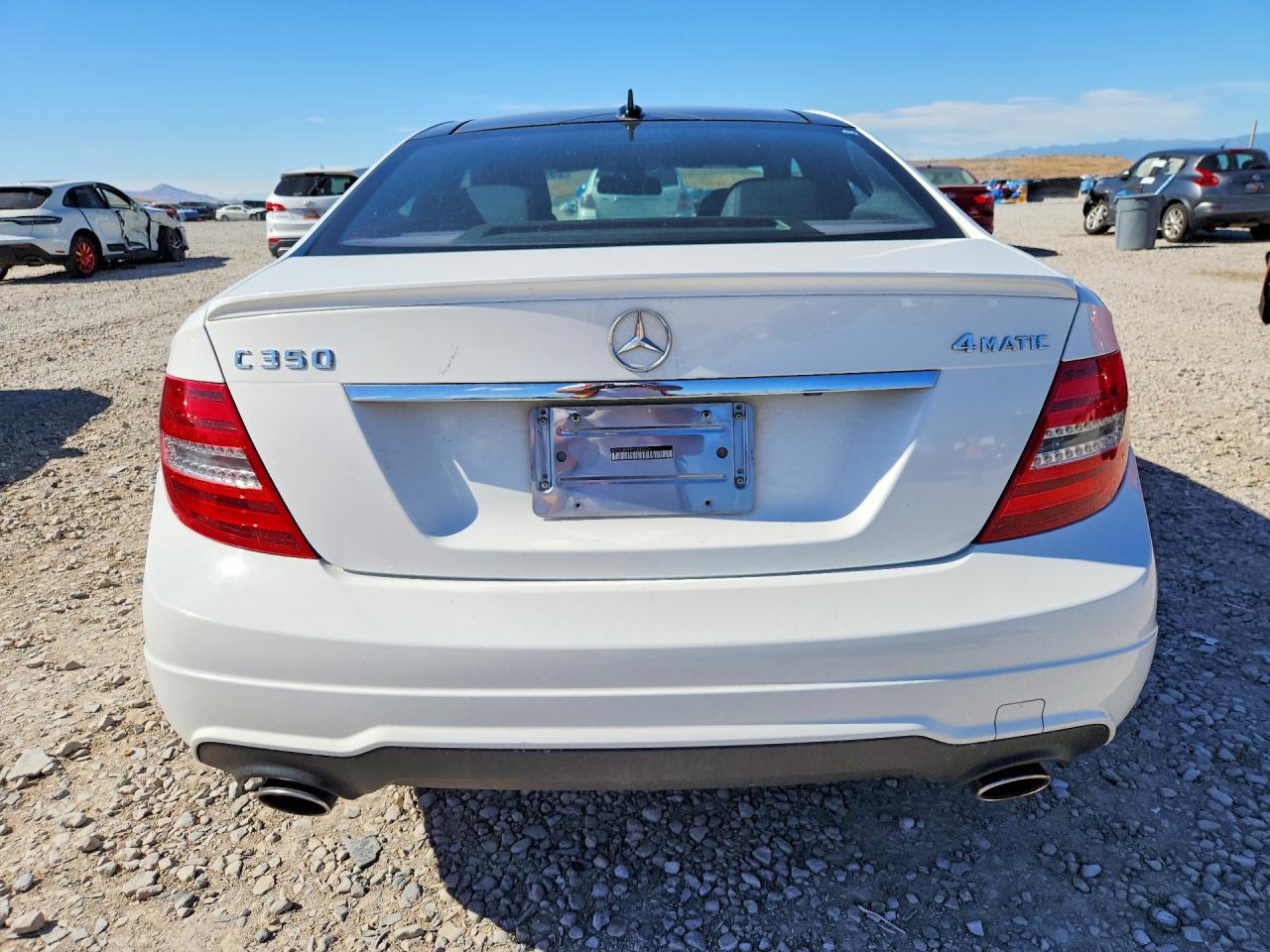 2015 Mercedes-benz C 350 4matic Белый vin: WDDGJ8JB2FG435635