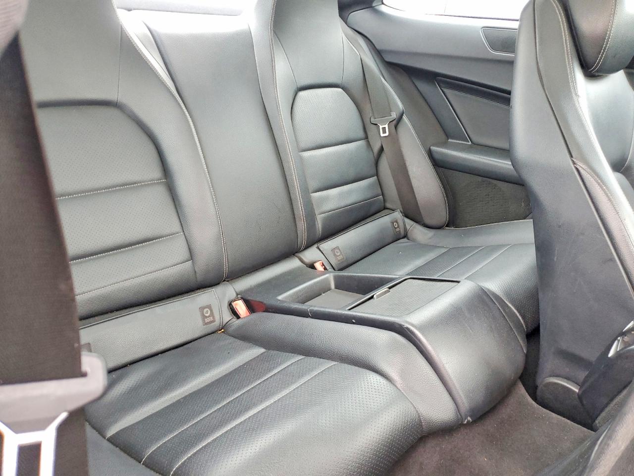 2013 Mercedes-benz C 350 4matic Black vin: WDDGJ8JB4DG050073