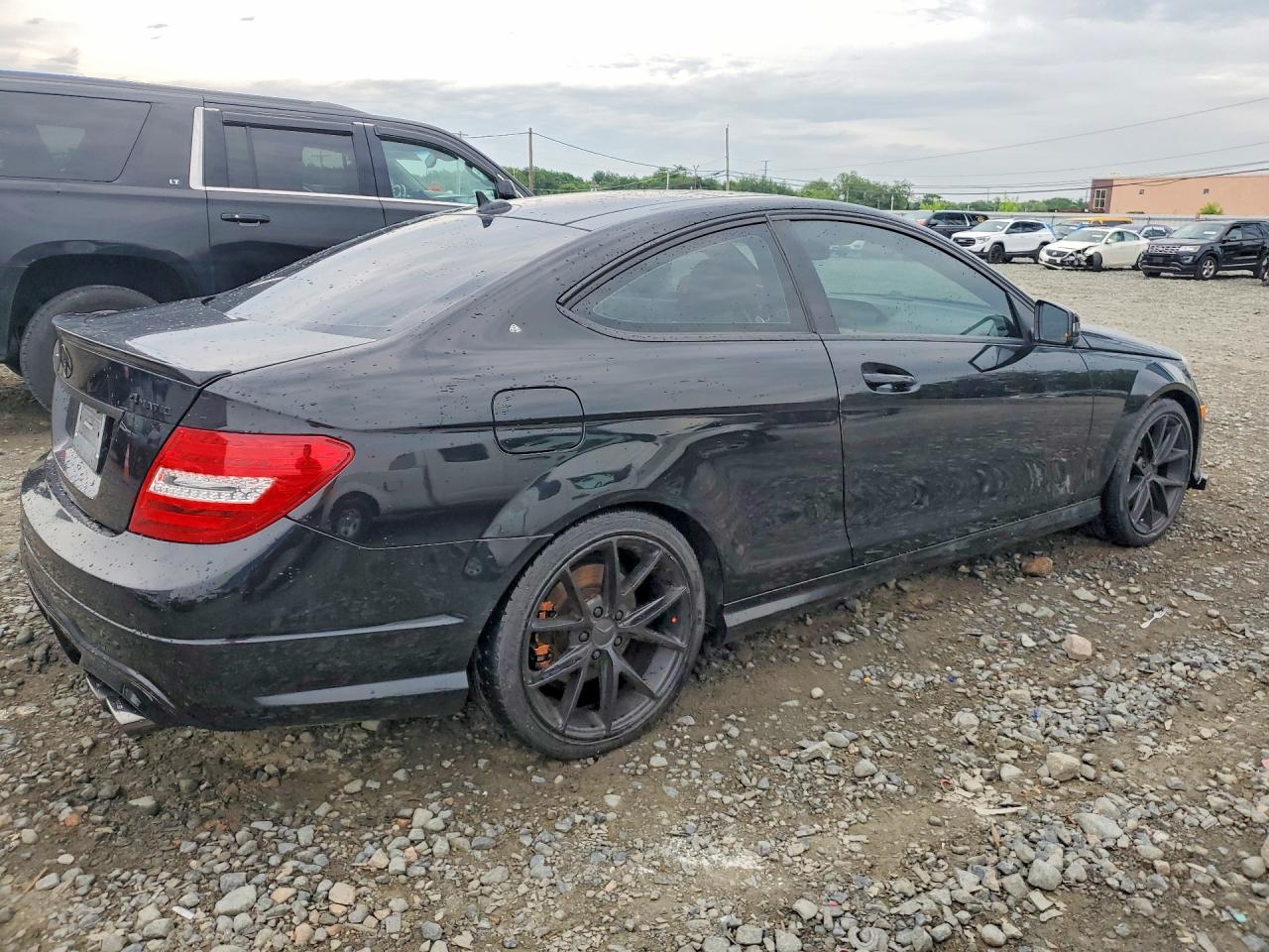 2013 Mercedes-benz C 350 4matic Black vin: WDDGJ8JB4DG050073