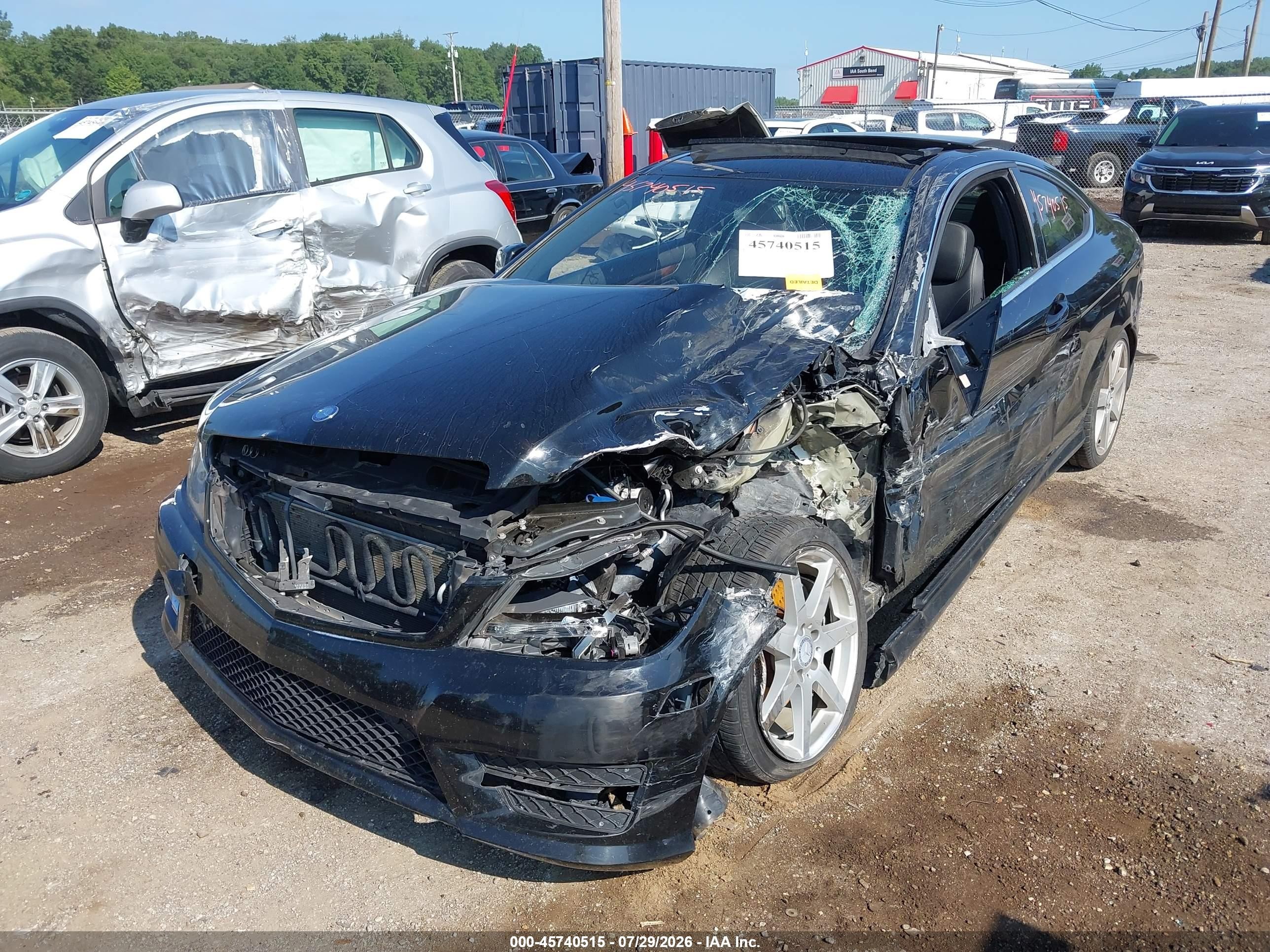 2015 Mercedes-benz C 350 Sport 4matic Black vin: WDDGJ8JB5FG370957