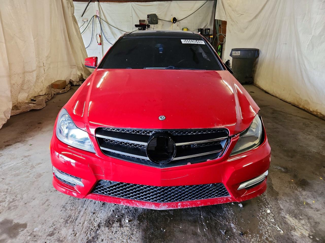 2014 Mercedes-benz C 350 4matic Red vin: WDDGJ8JB7EG257784