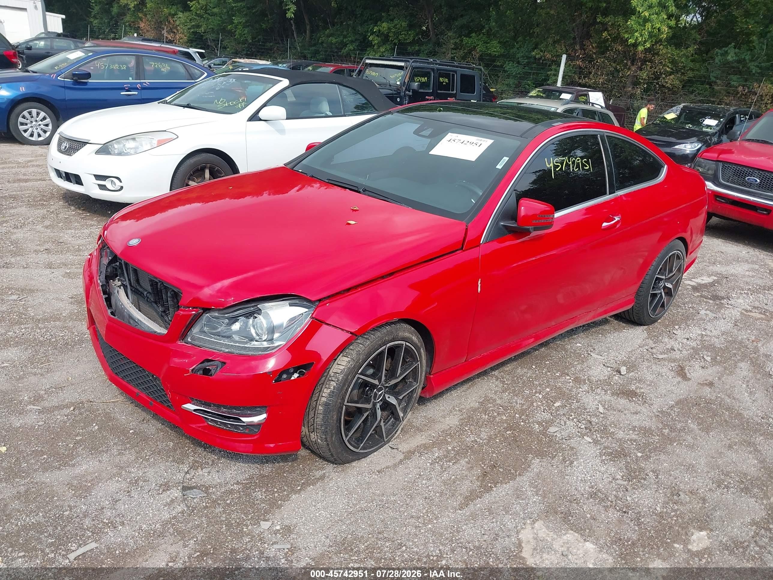 2013 Mercedes-benz C 350 Sport 4matic Красный vin: WDDGJ8JBXDG081893