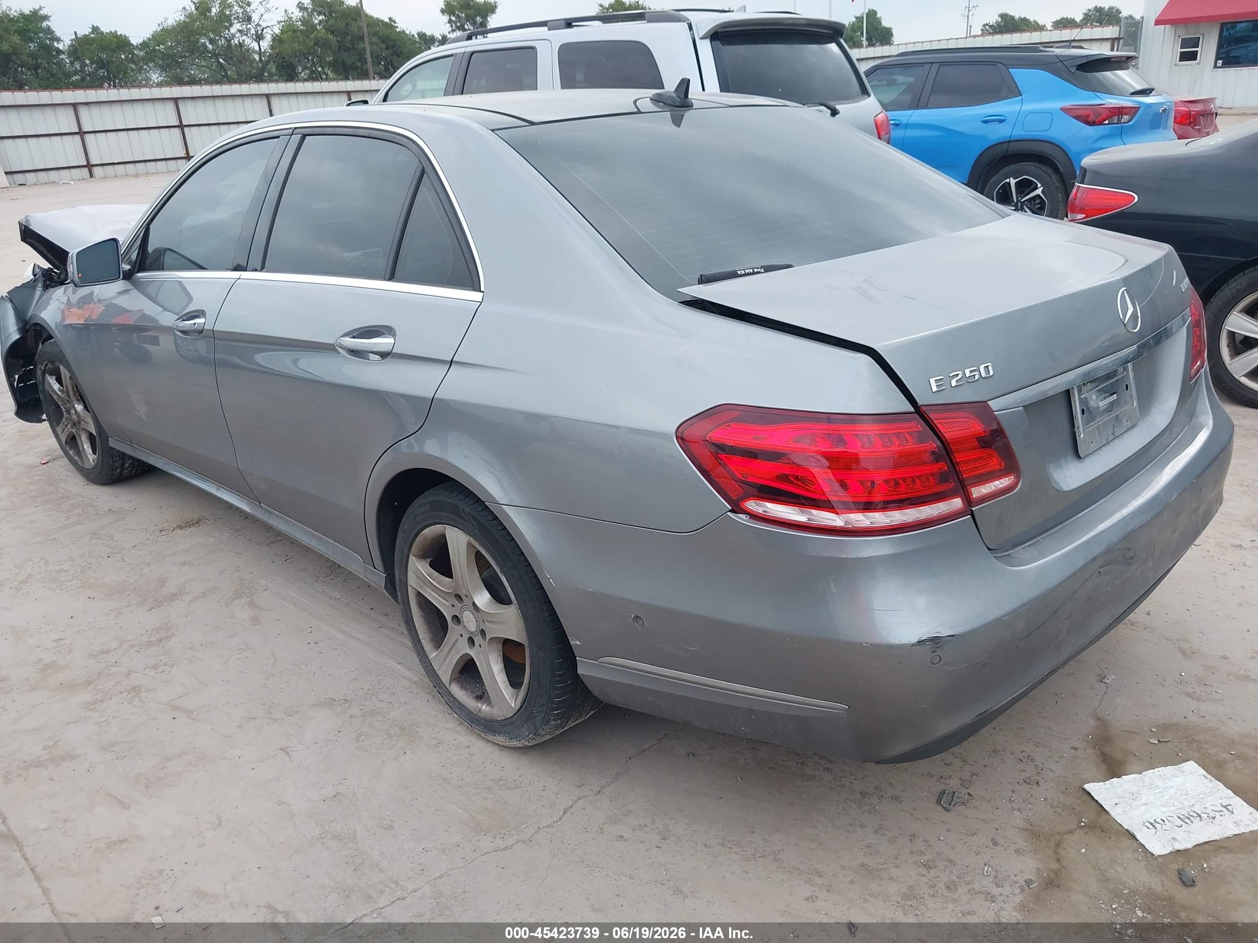2014 Mercedes-benz E 250 Bluetec   Gray vin: WDDHF0EB2EA995285