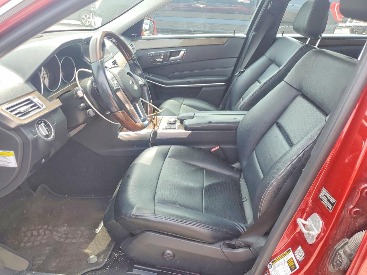 2014 Mercedes-benz E 250 Bluetec Красный vin: WDDHF0EB4EA943642