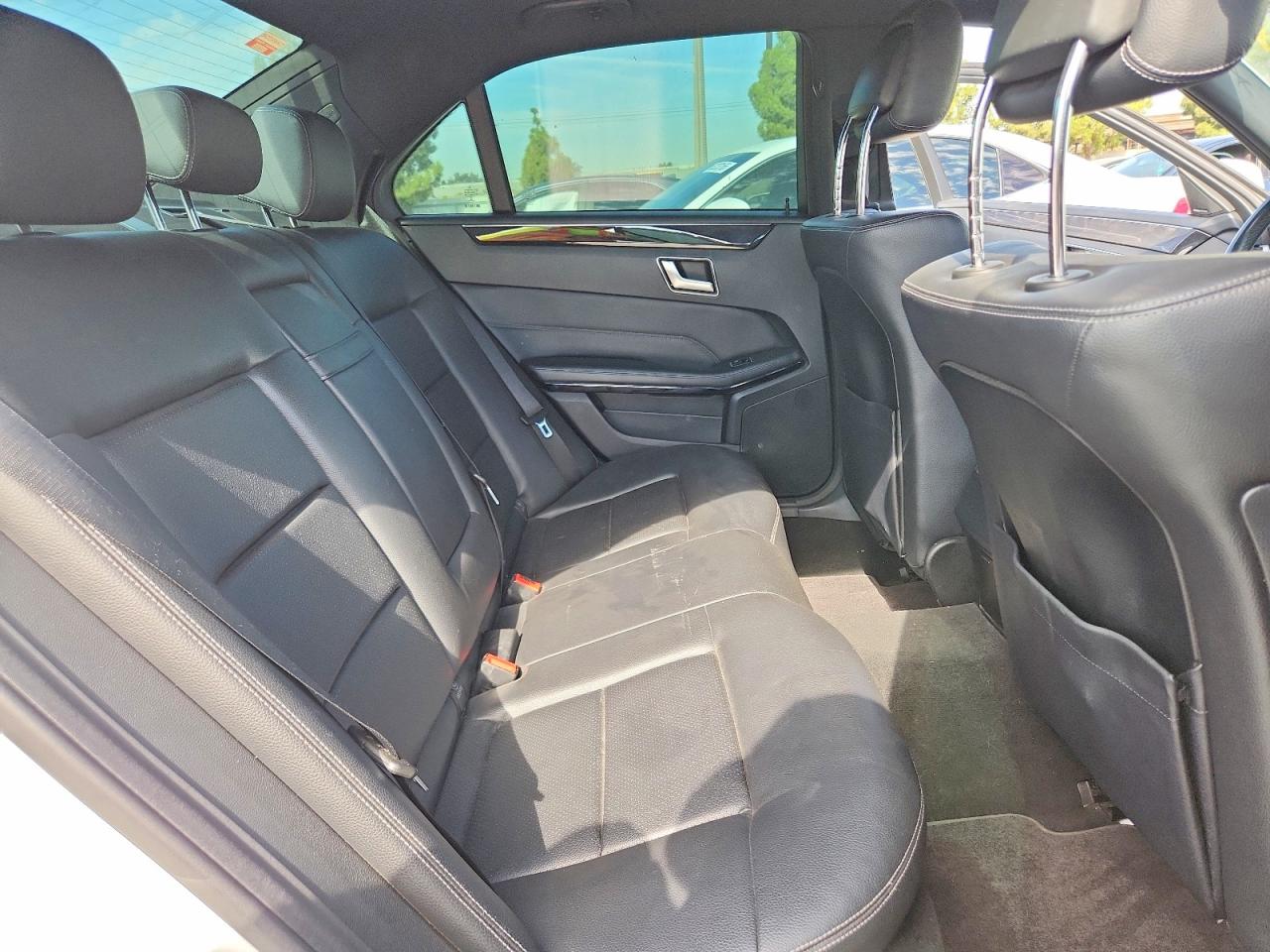 2014 Mercedes-benz E 250 Bluetec White vin: WDDHF0EB5EA995605