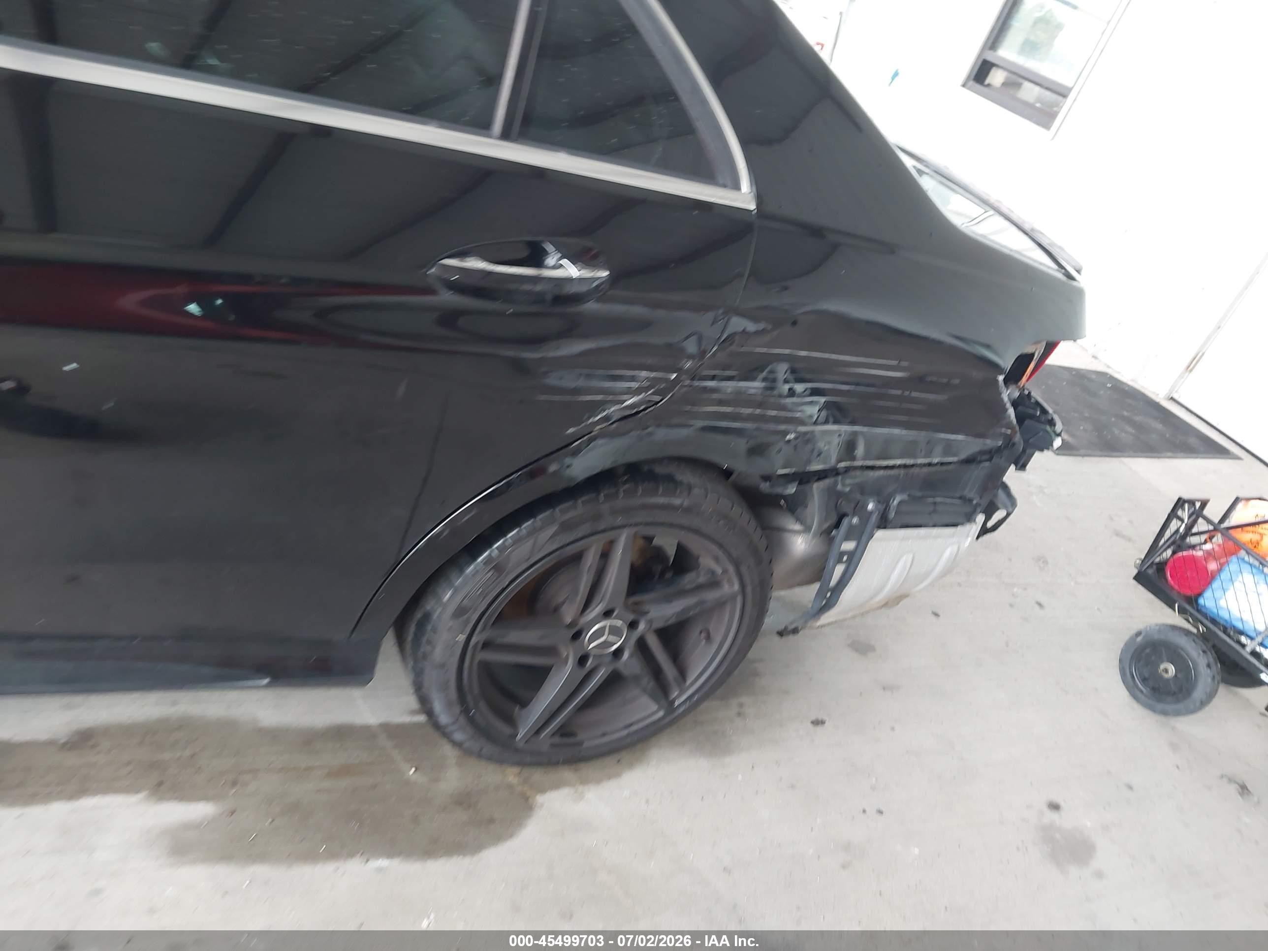 2014 Mercedes-benz E 250 Bluetec Черный vin: WDDHF0EB7EA926737