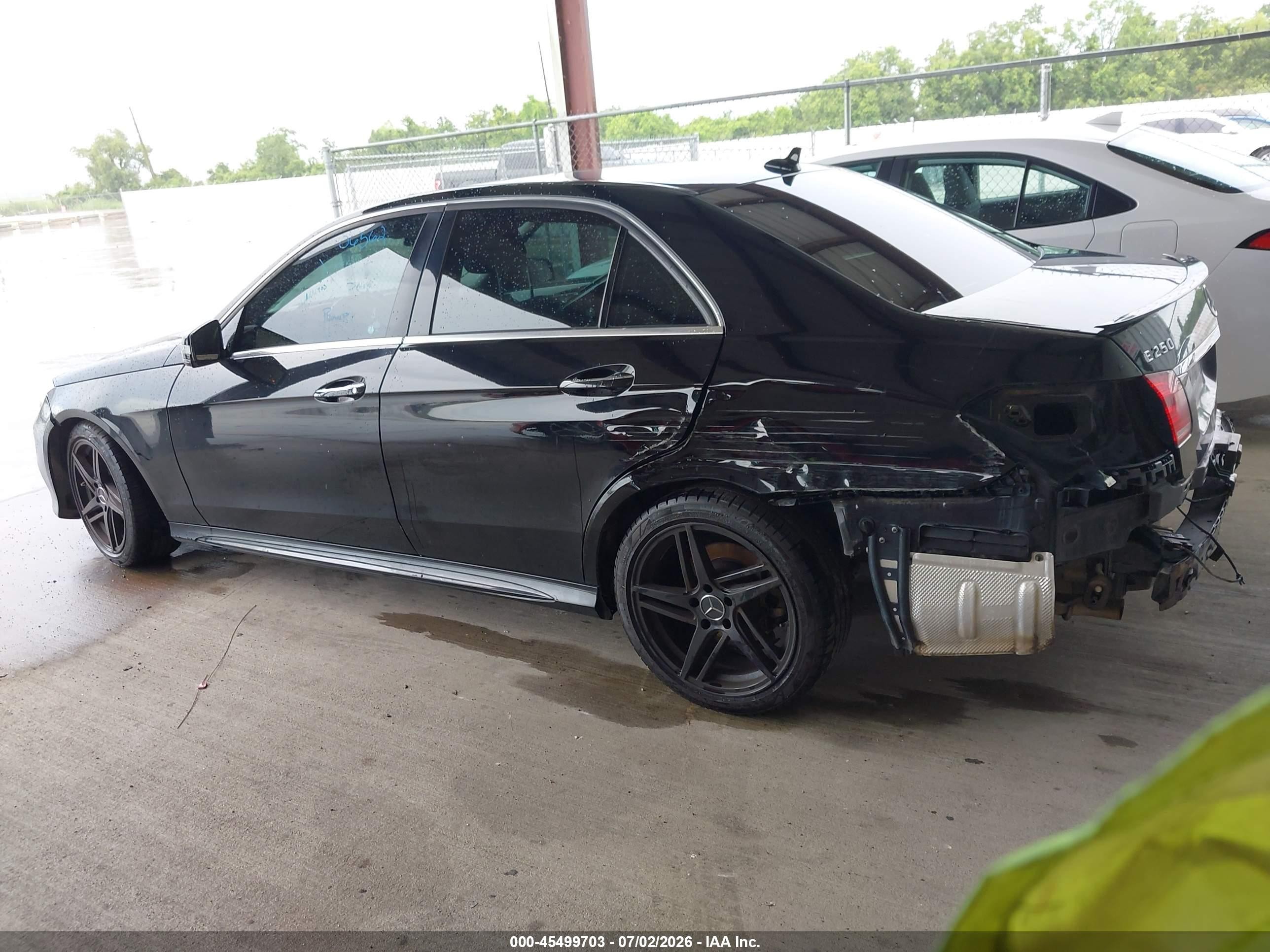 2014 Mercedes-benz E 250 Bluetec Черный vin: WDDHF0EB7EA926737