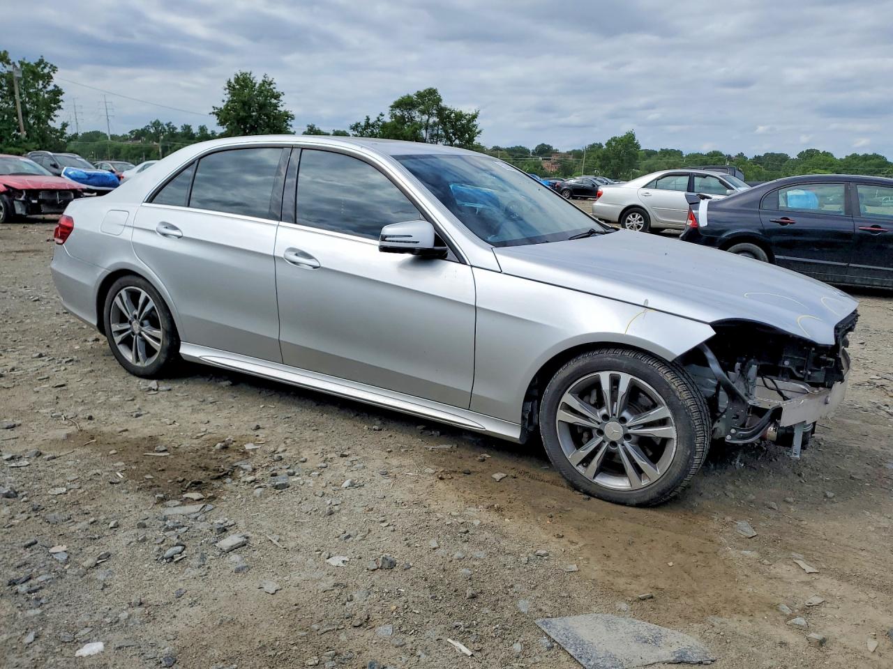 2014 Mercedes-benz E 250 Bluetec Silver vin: WDDHF0EB9EA894308